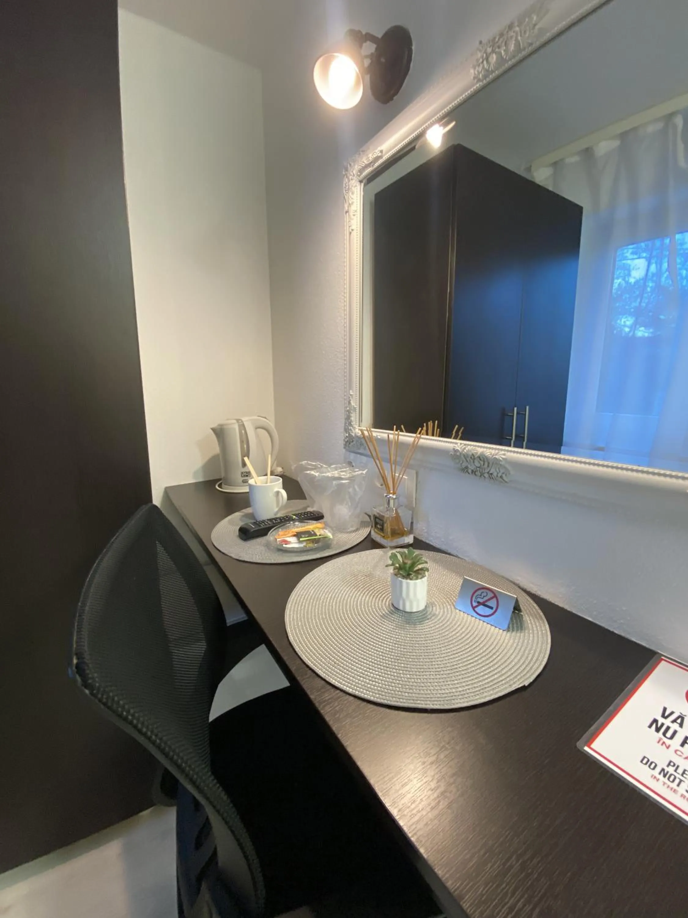 Dining area in Pensiunea Pictorilor