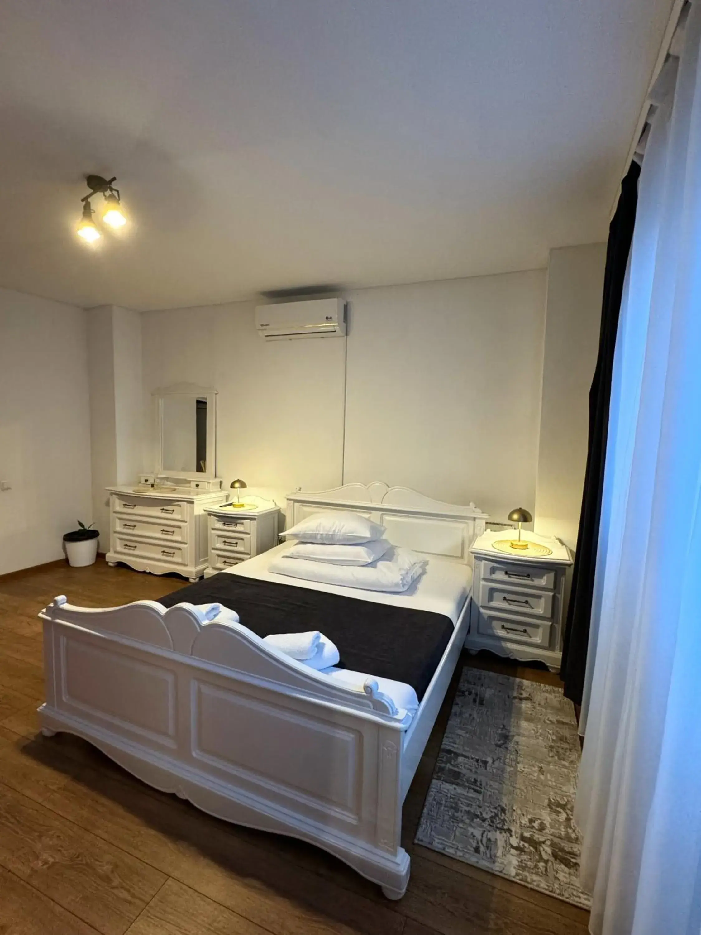 Apartment (2 Adults) - single occupancy in Pensiunea Pictorilor Apartment (2 Adults) - single occupancy in Pensiunea Pictorilor