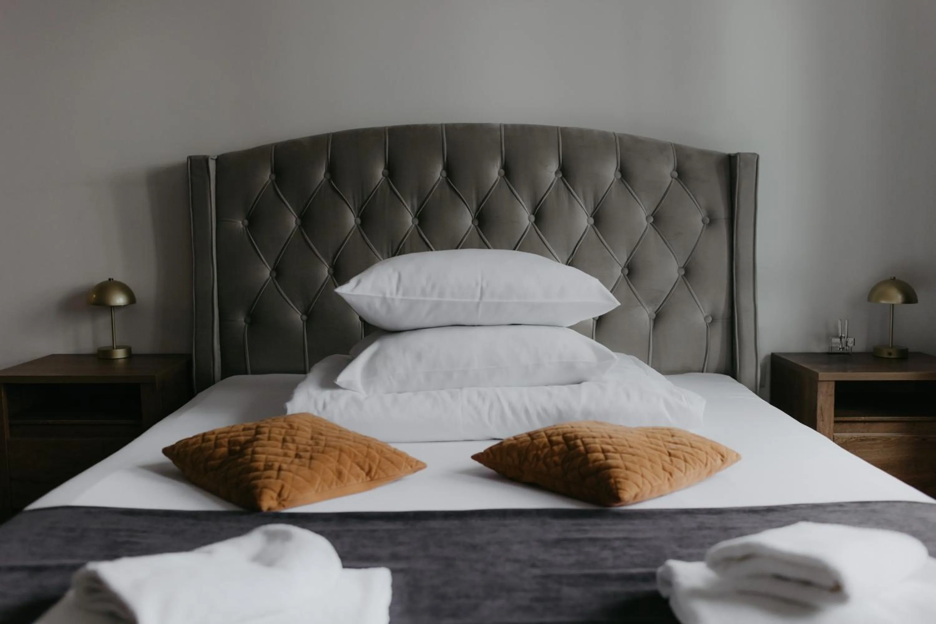 Photo of the whole room, Bed in Pensiunea Pictorilor