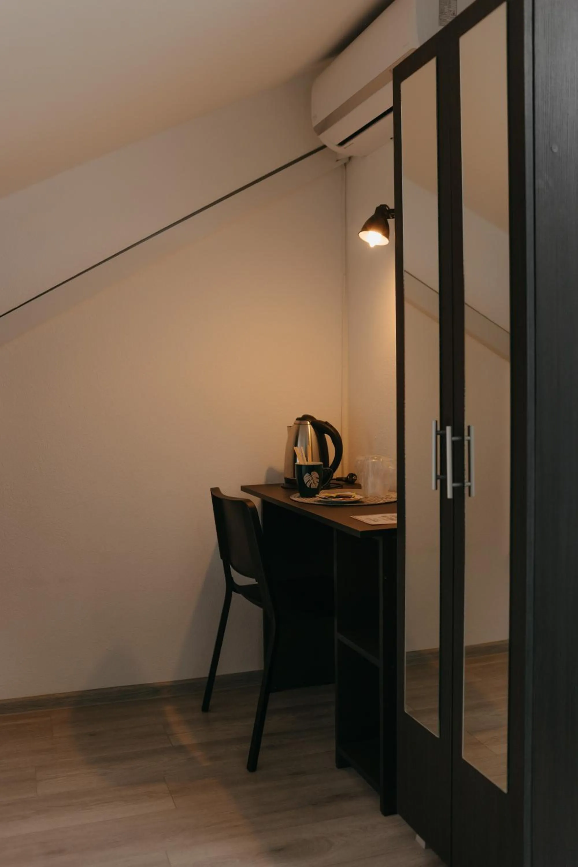 Dining area in Pensiunea Pictorilor