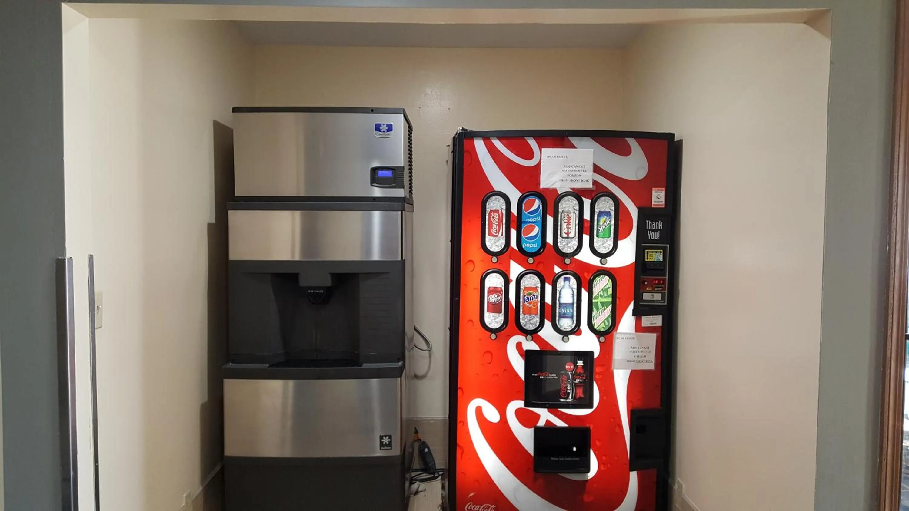 Non alcoholic drinks in Horizon Inn