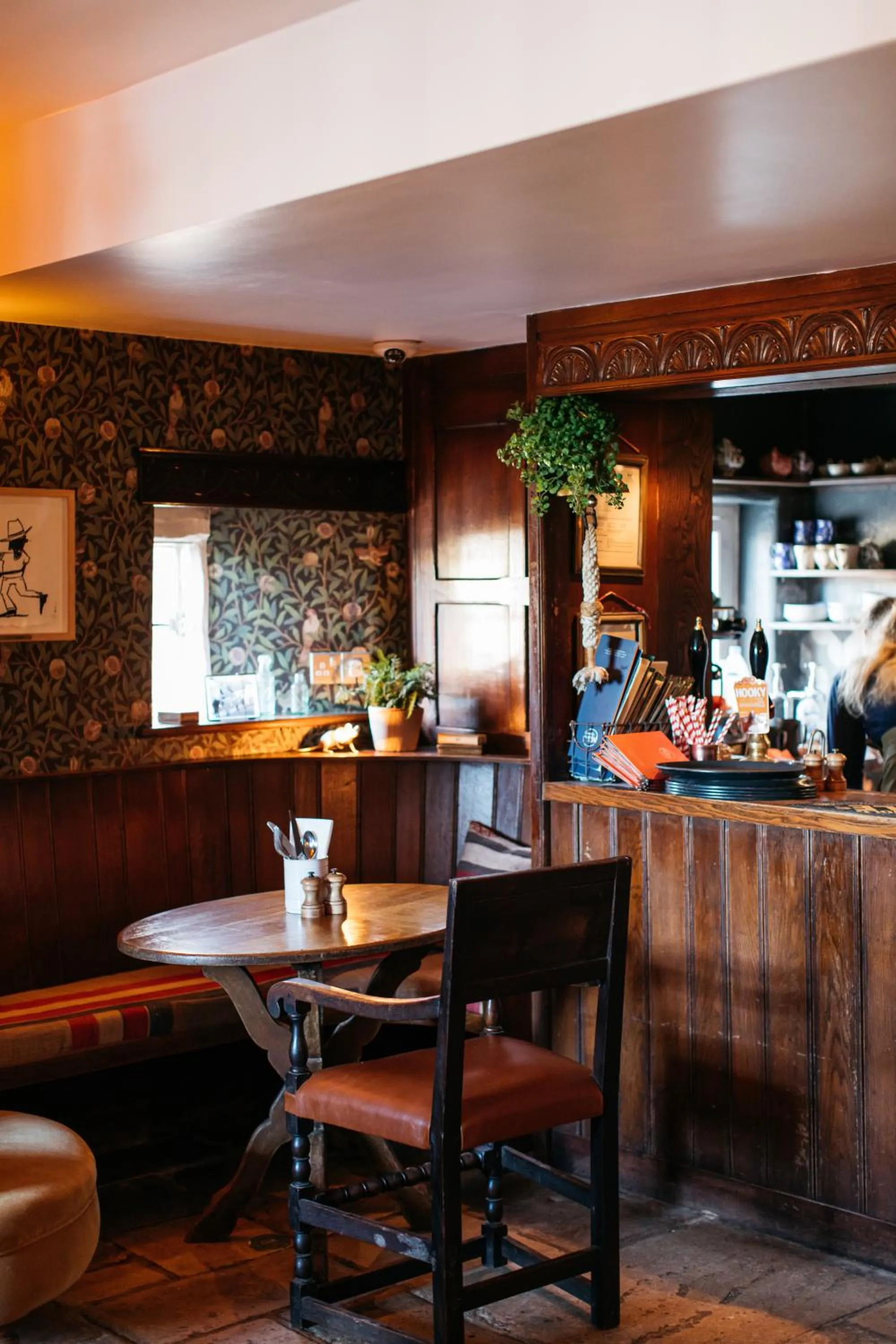 Restaurant/places to eat in Artist Residence Oxfordshire