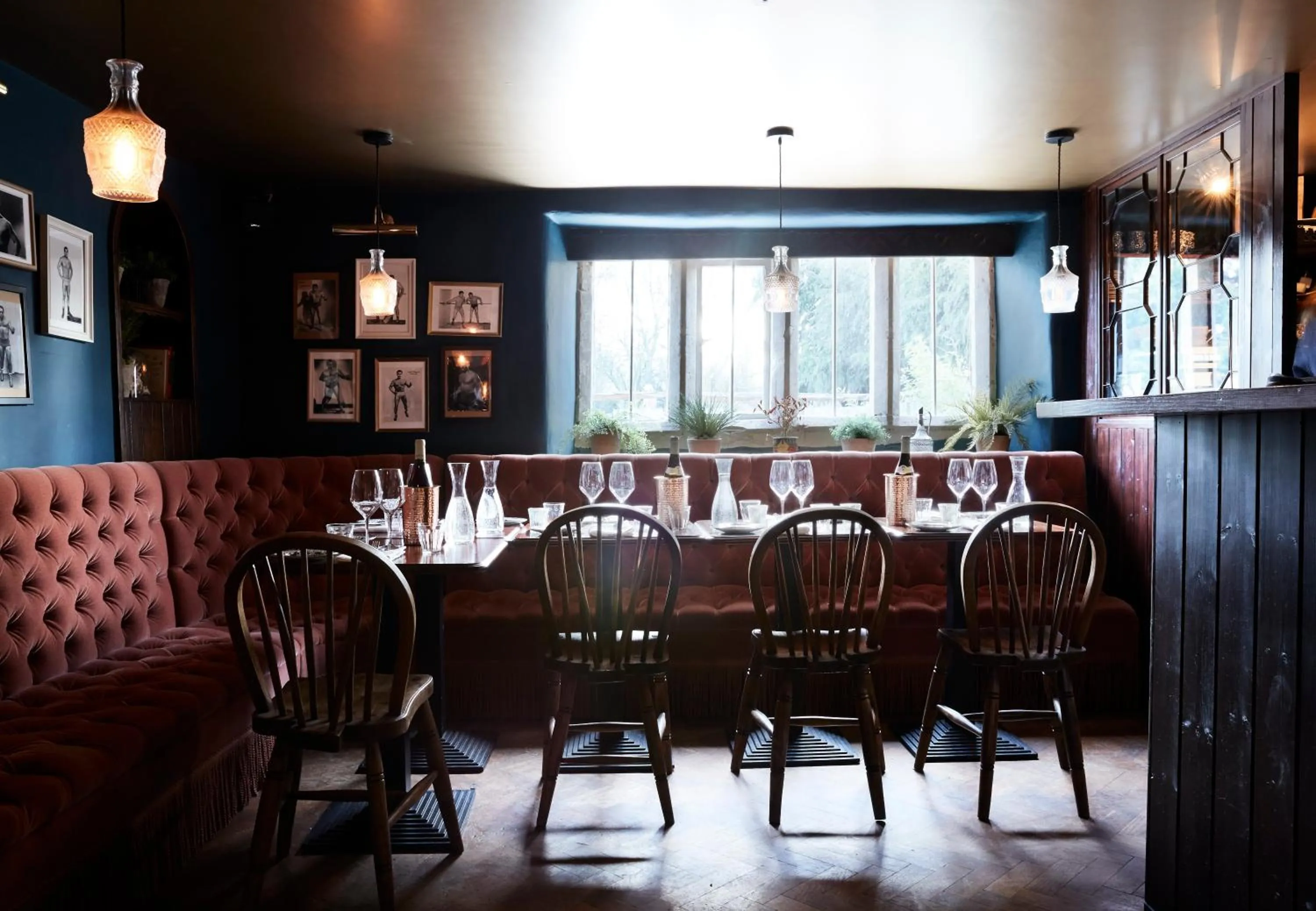 Restaurant/places to eat in Artist Residence Oxfordshire