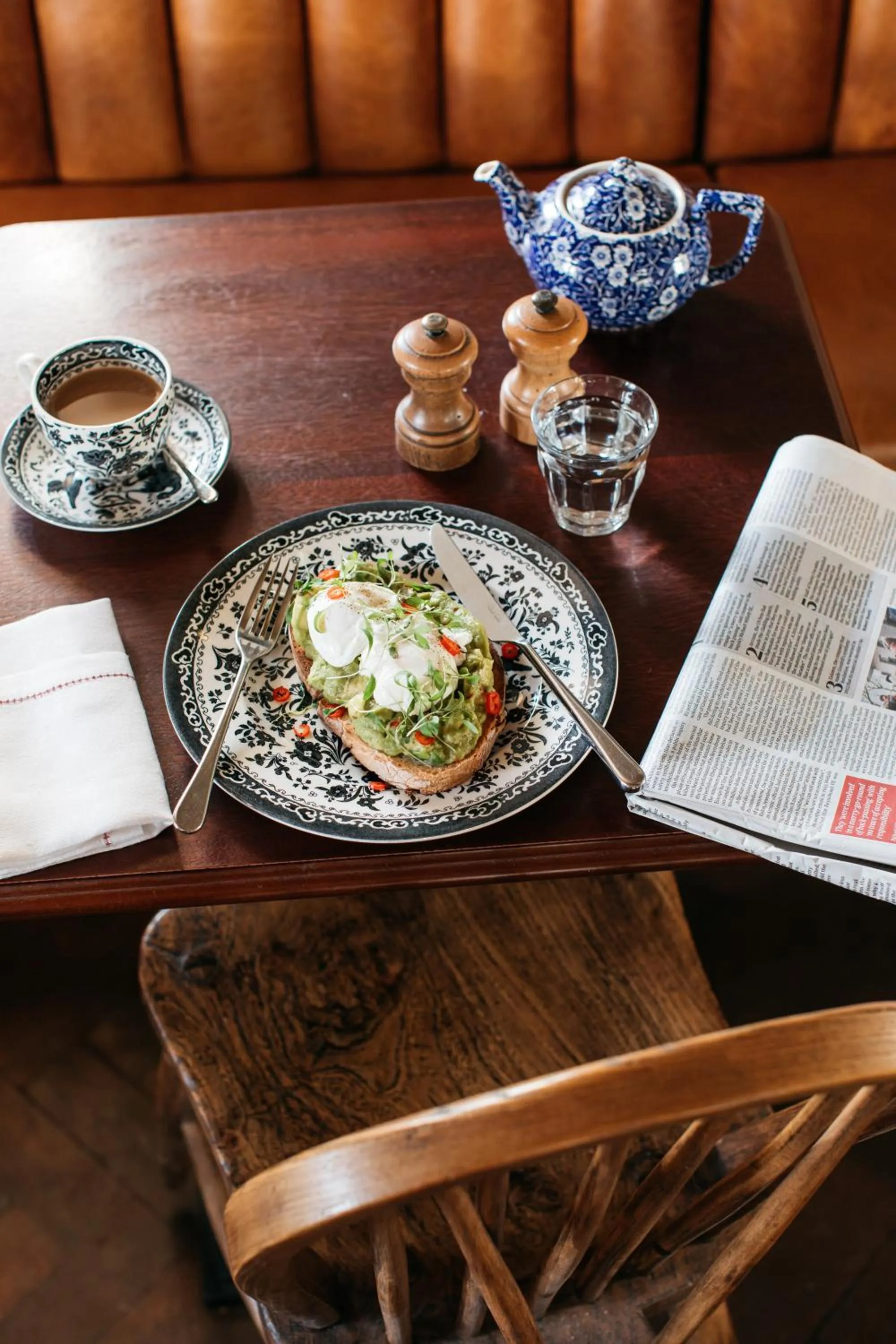 Food and drinks in Artist Residence Oxfordshire