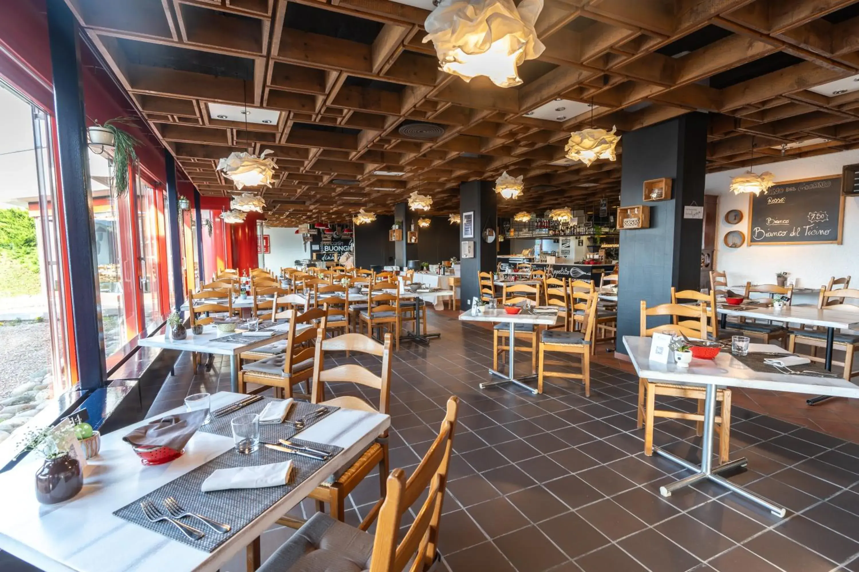 Restaurant/places to eat in Hotel Serpiano Restaurant/places to eat in Hotel Serpiano