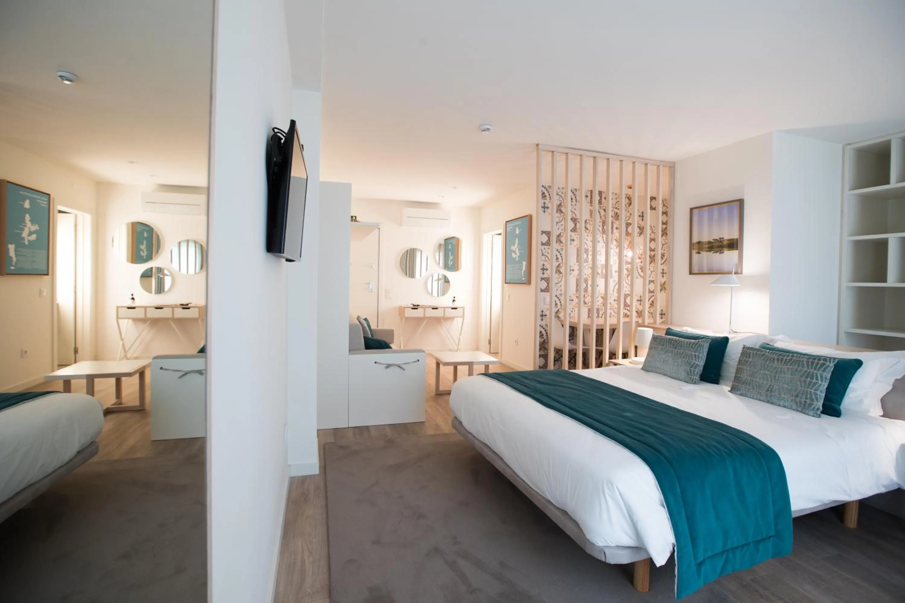 Bedroom, Bed in Almada Wine House - Tourism Apartments