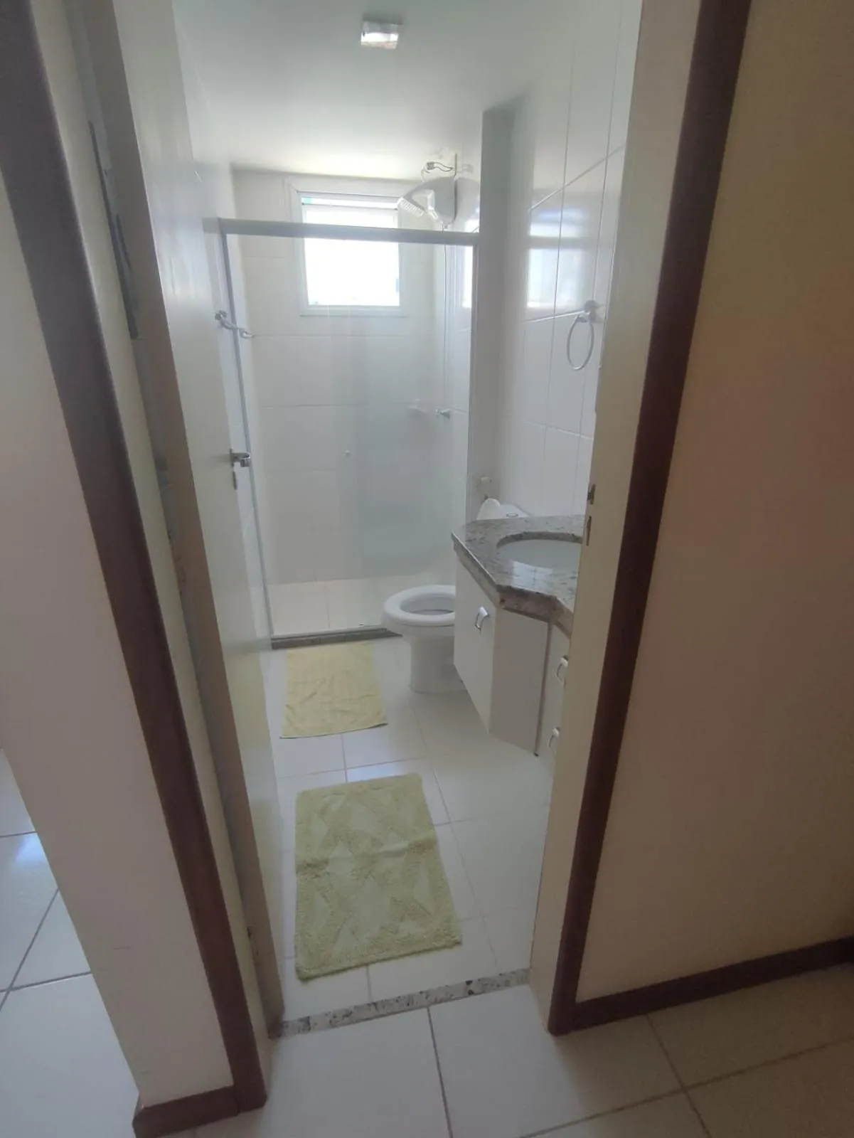 Bathroom in Seu Apê na Enseada Azul - Bacutia !!!
