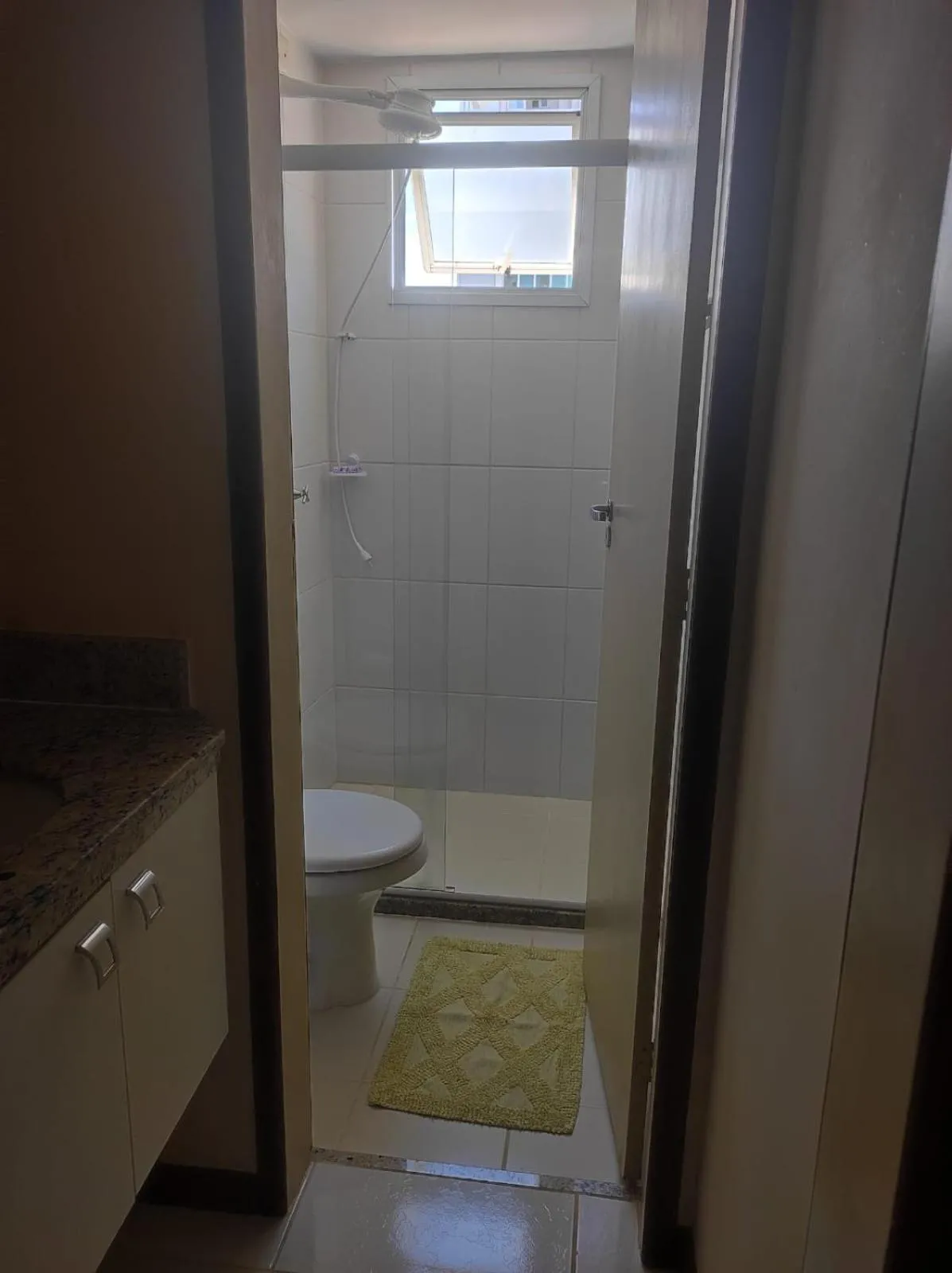 Bathroom in Seu Apê na Enseada Azul - Bacutia !!!