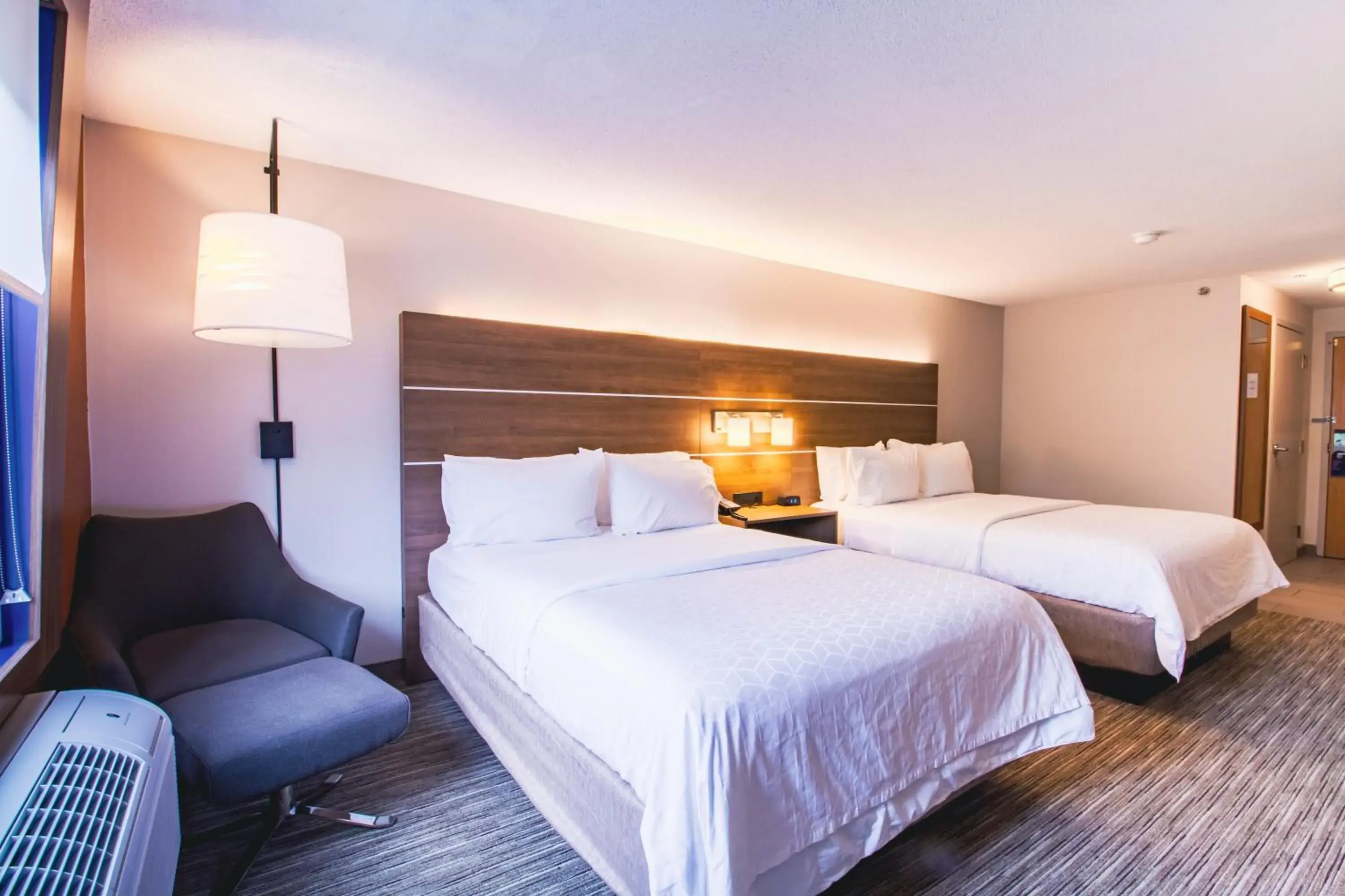 Standard Queen Room with Two Queen Beds in Holiday Inn Express & Suites - Lincoln East - White Mountains by IHG Standard Queen Room with Two Queen Beds in Holiday Inn Express & Suites - Lincoln East - White Mountains by IHG