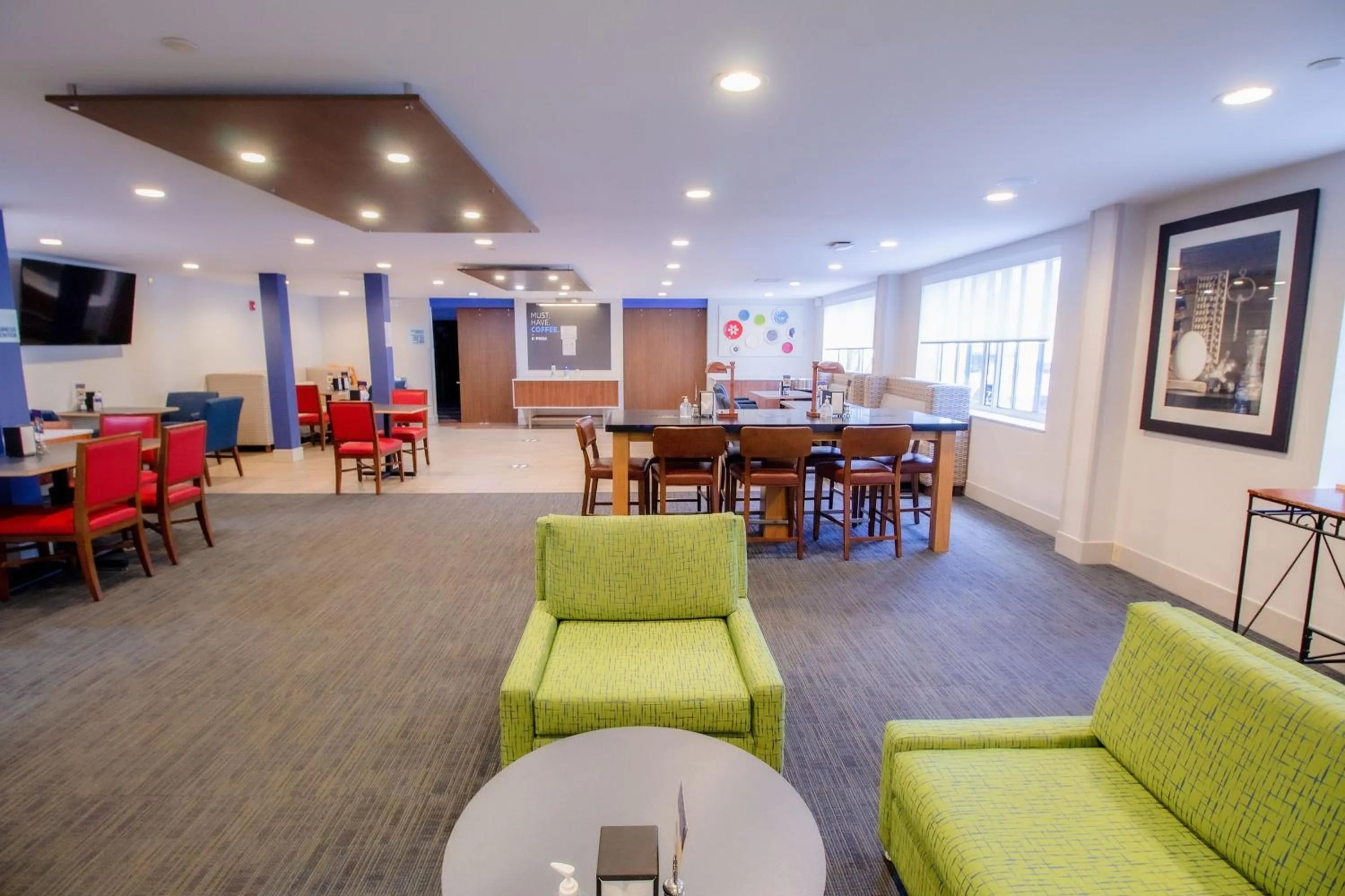 Breakfast in Holiday Inn Express & Suites - Lincoln East - White Mountains by IHG