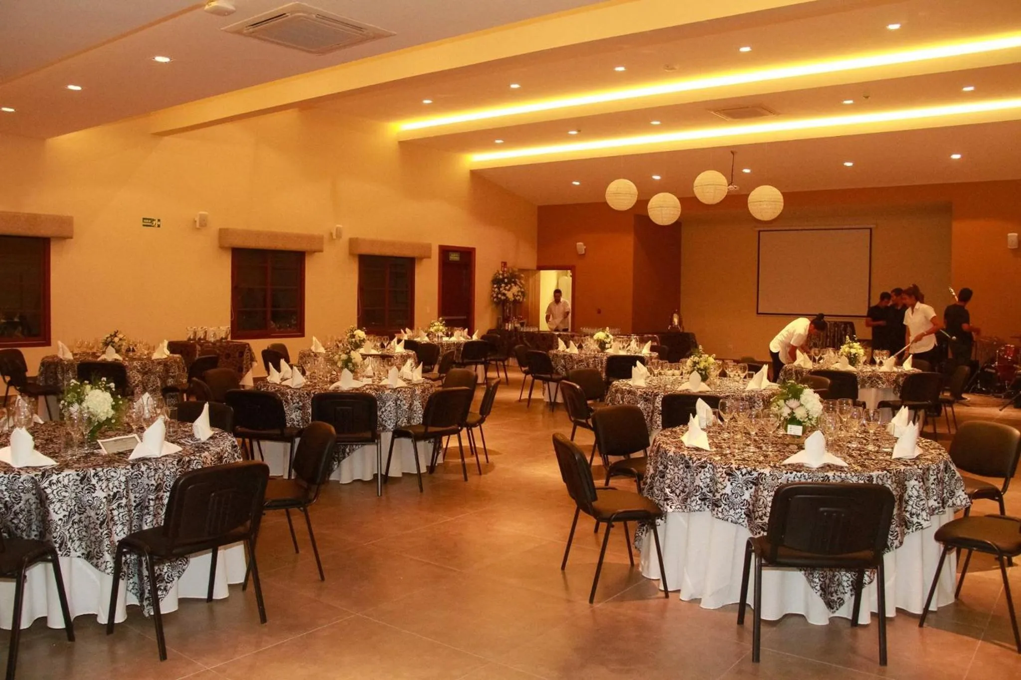 Restaurant/places to eat in Los Brezos Hotel Boutique