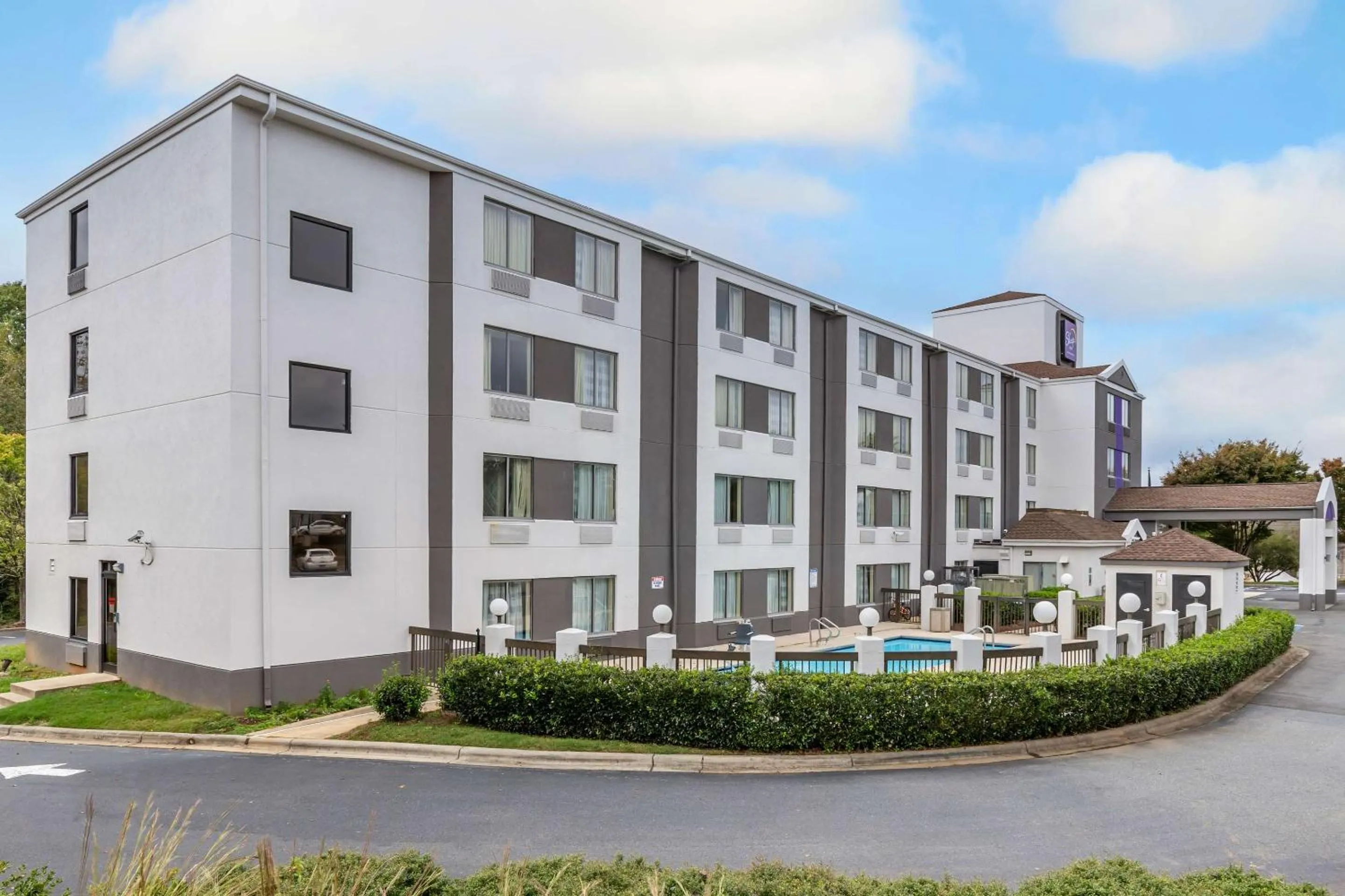 Property building in Sleep Inn Matthews-Charlotte