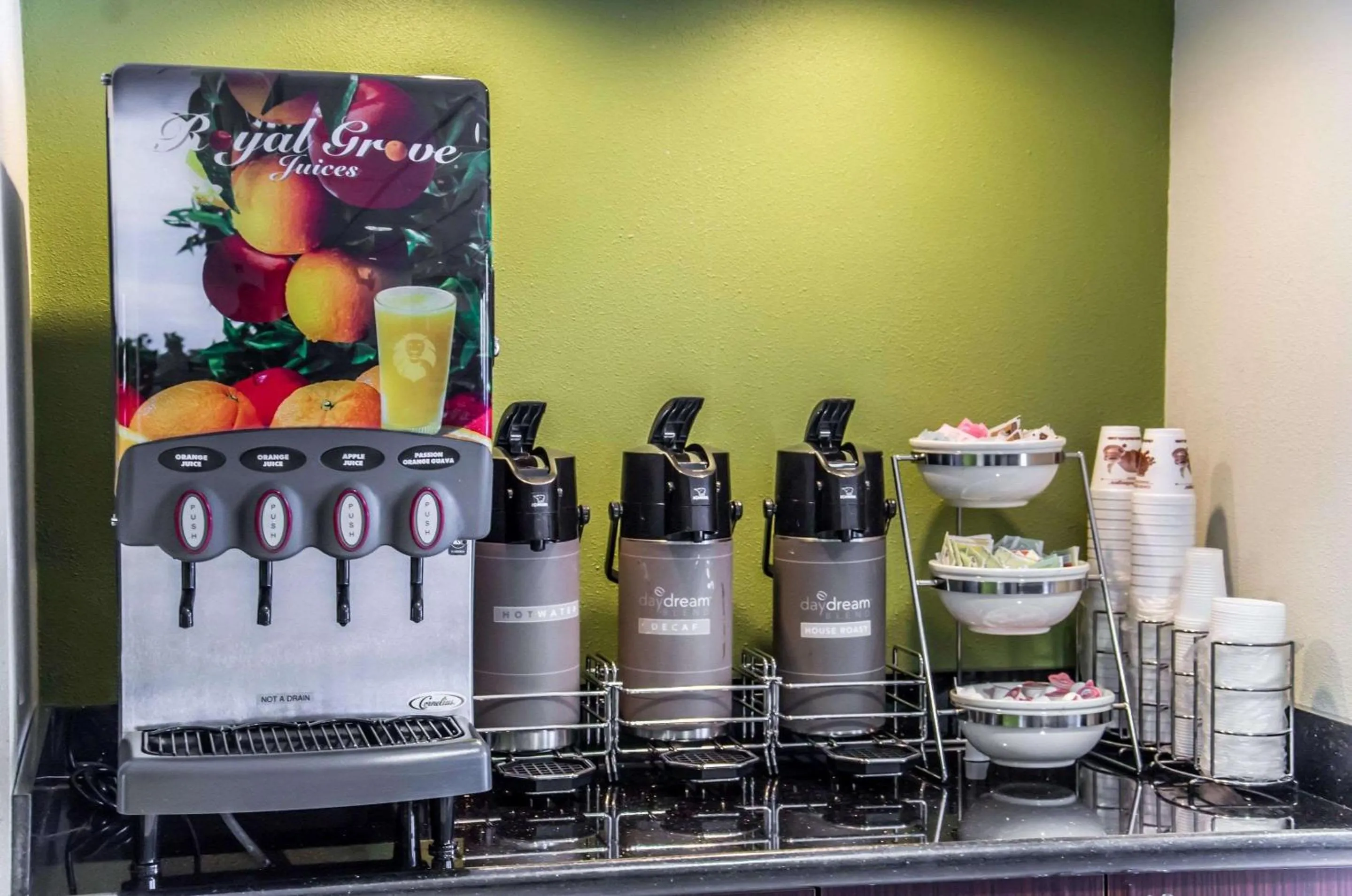 Restaurant/places to eat in Sleep Inn Matthews-Charlotte