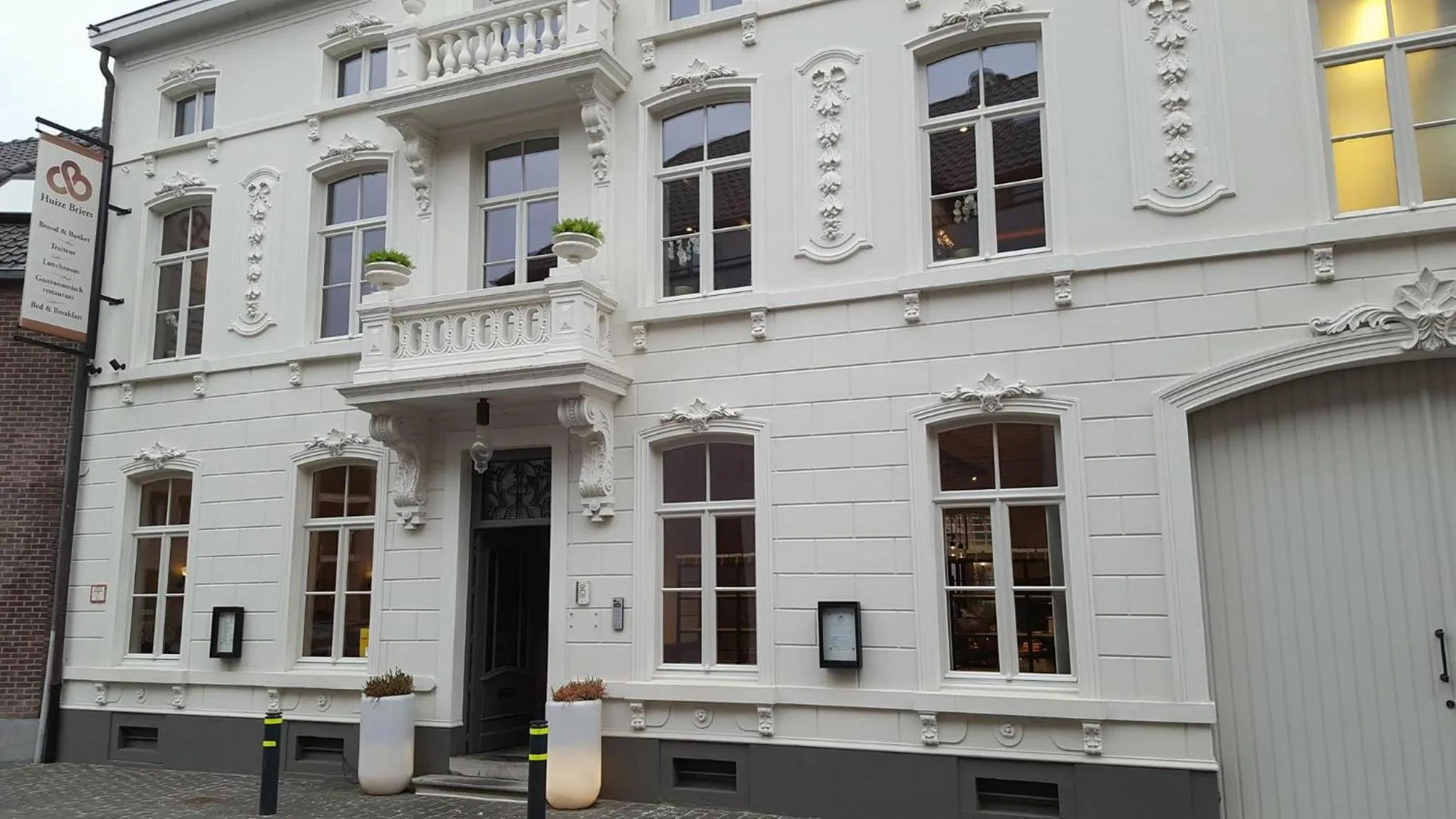 Facade/entrance in B&B Huize Briers