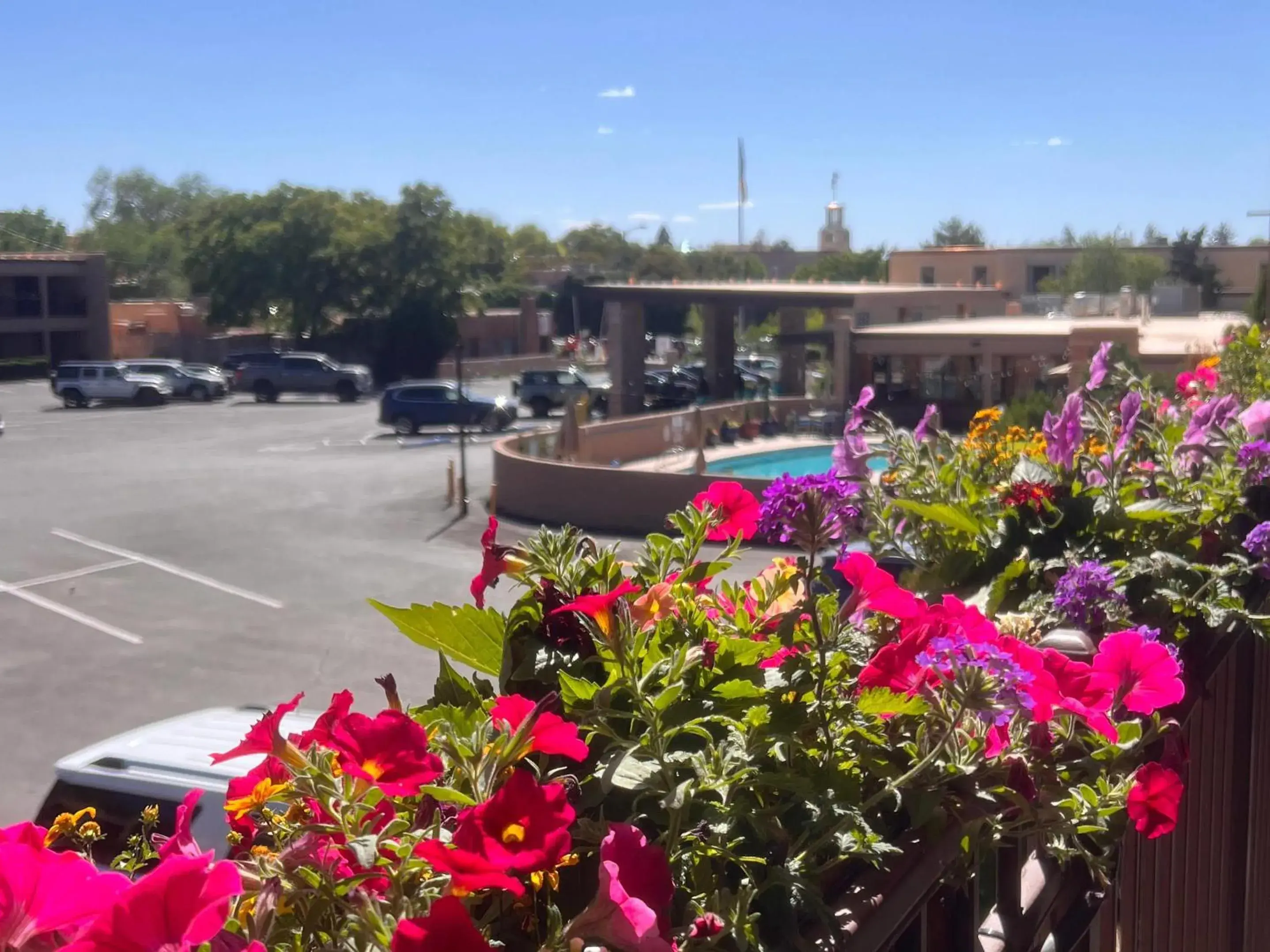 Property building in El Sendero Inn, an Ascend Collection Hotel Property building in El Sendero Inn, an Ascend Collection Hotel