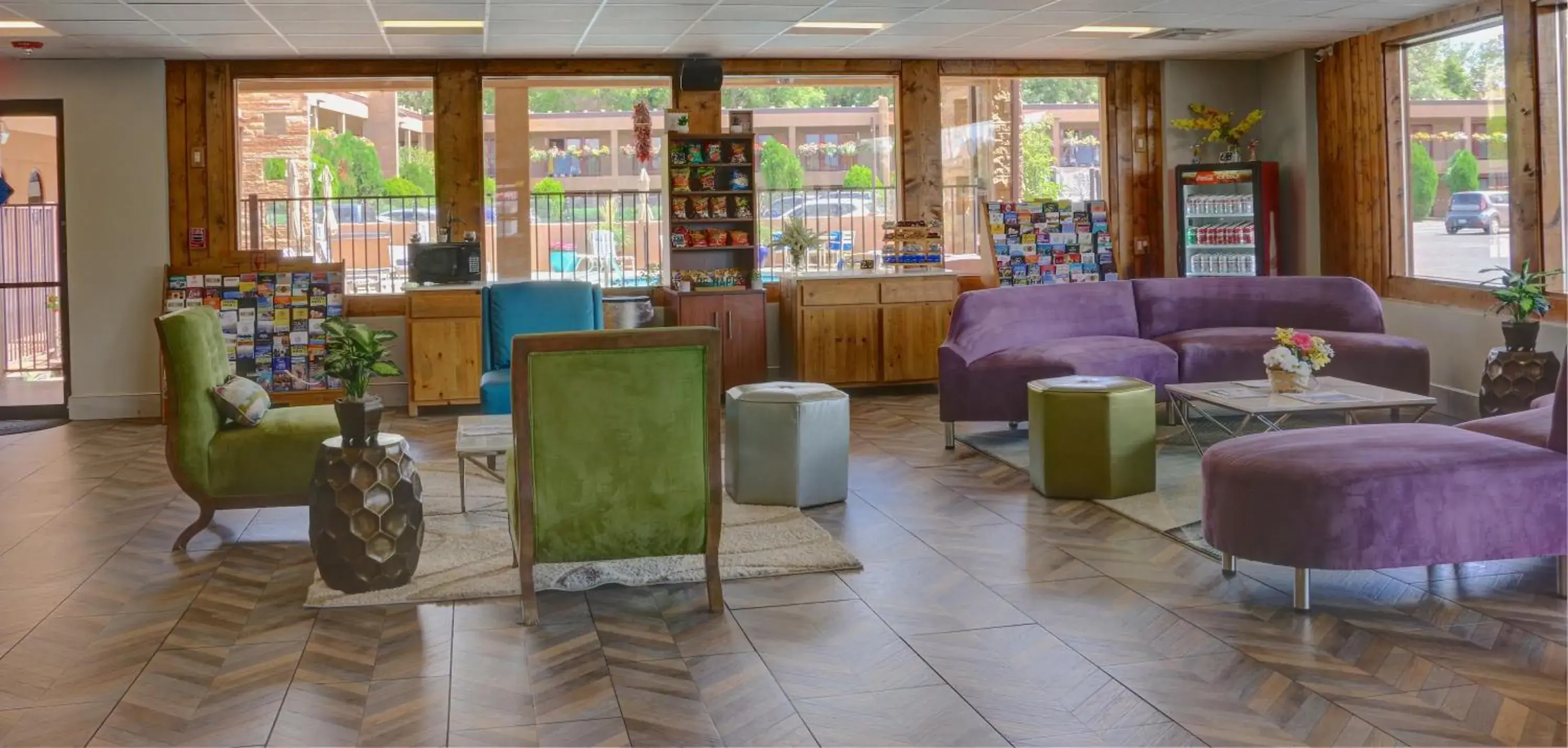 Lobby or reception in El Sendero Inn, an Ascend Collection Hotel Lobby or reception in El Sendero Inn, an Ascend Collection Hotel