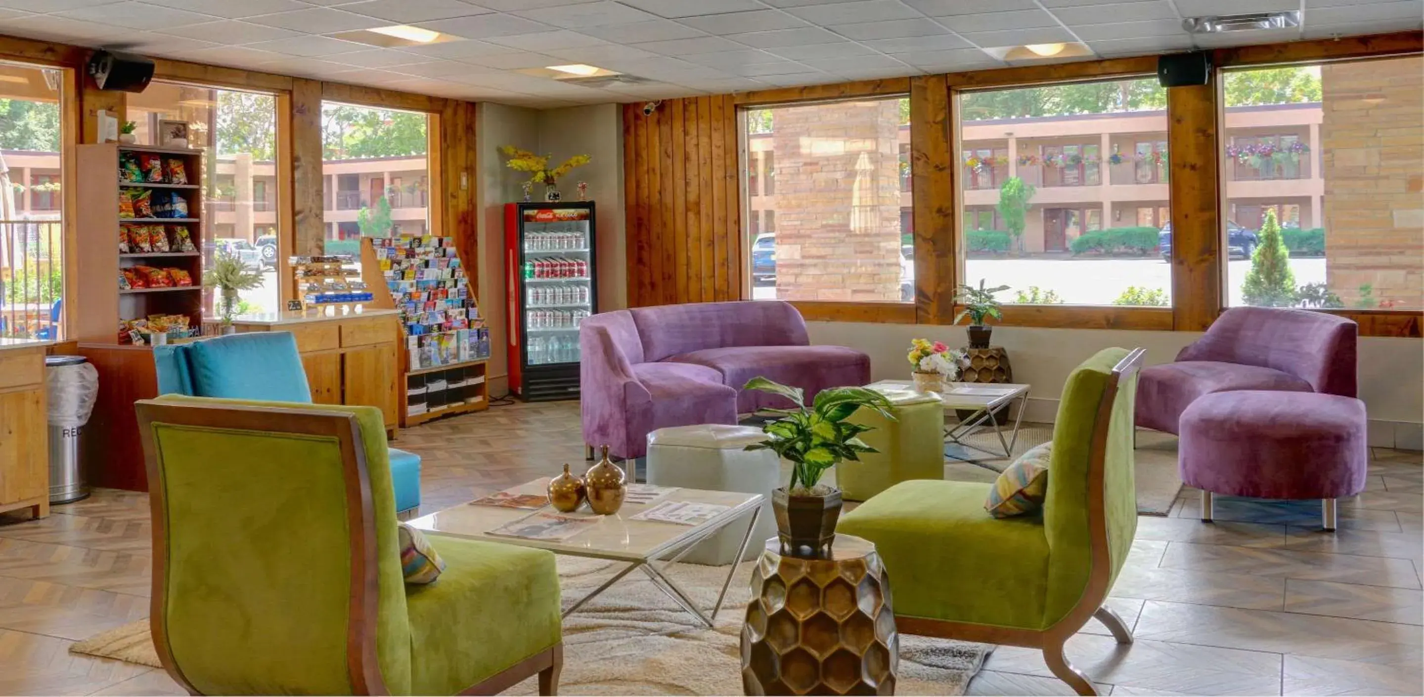 Lobby or reception in El Sendero Inn, an Ascend Collection Hotel Lobby or reception in El Sendero Inn, an Ascend Collection Hotel