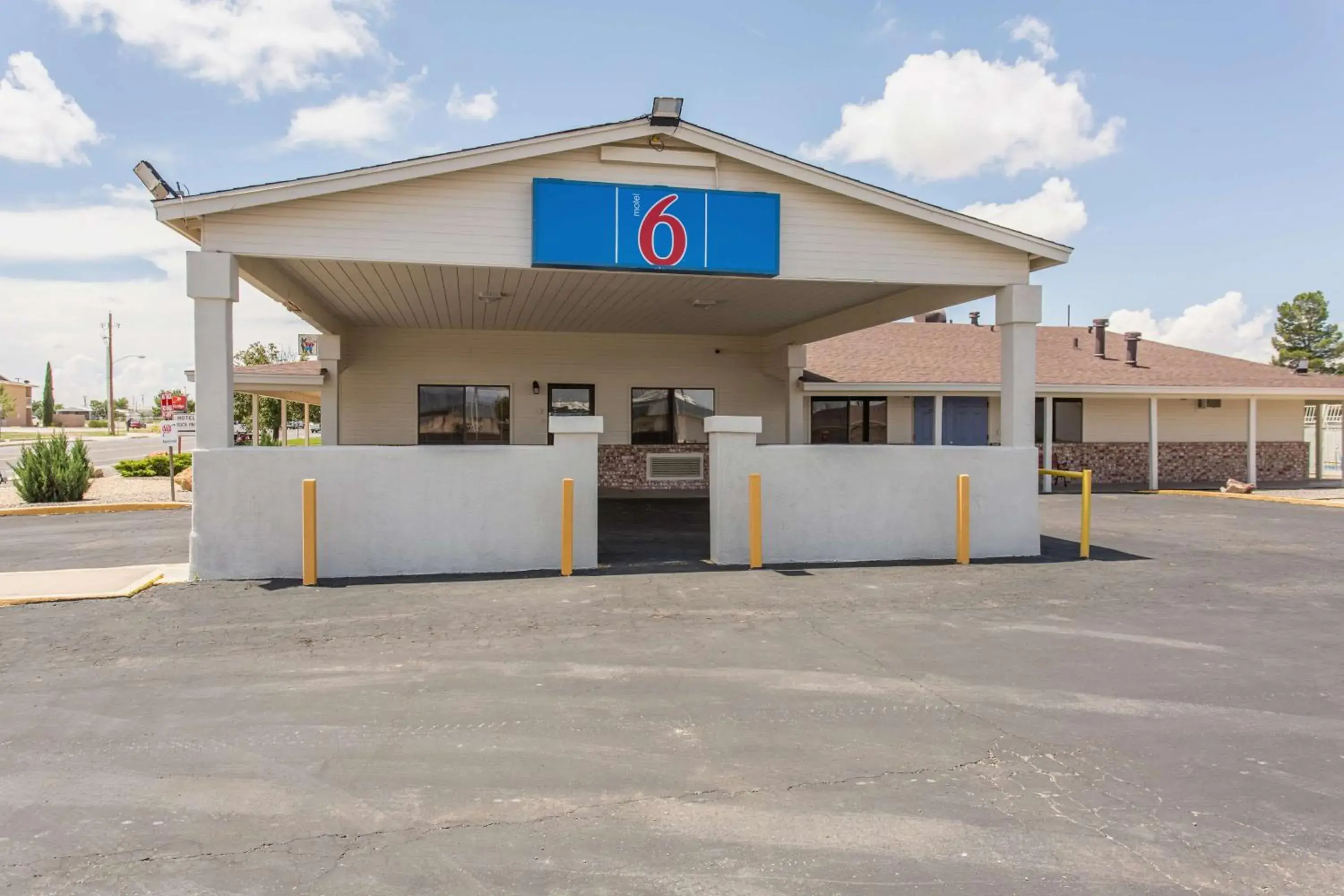 Property building in Motel 6-Lordsburg, NM Property building in Motel 6-Lordsburg, NM
