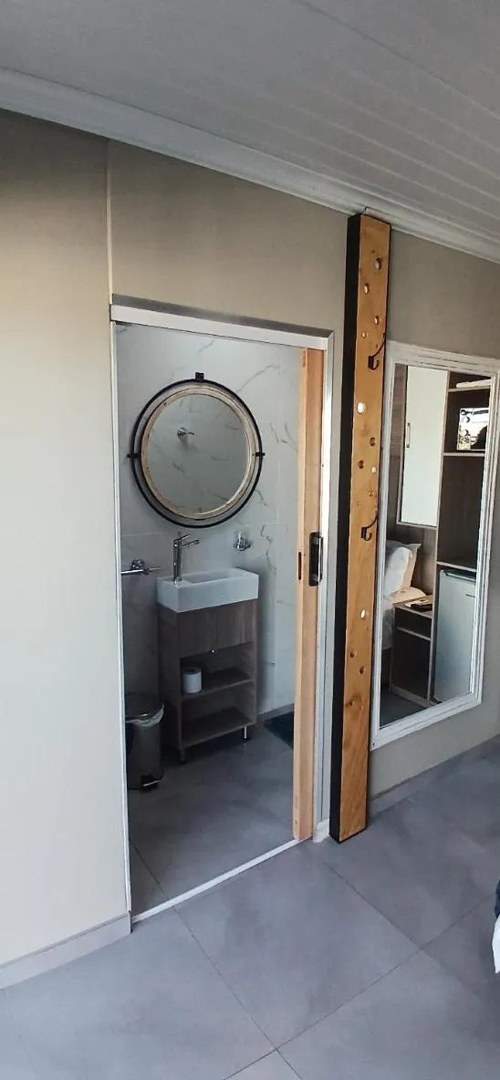 Bathroom in Reef View BnB