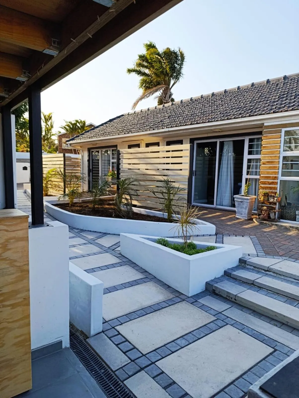 Property building in Reef View BnB