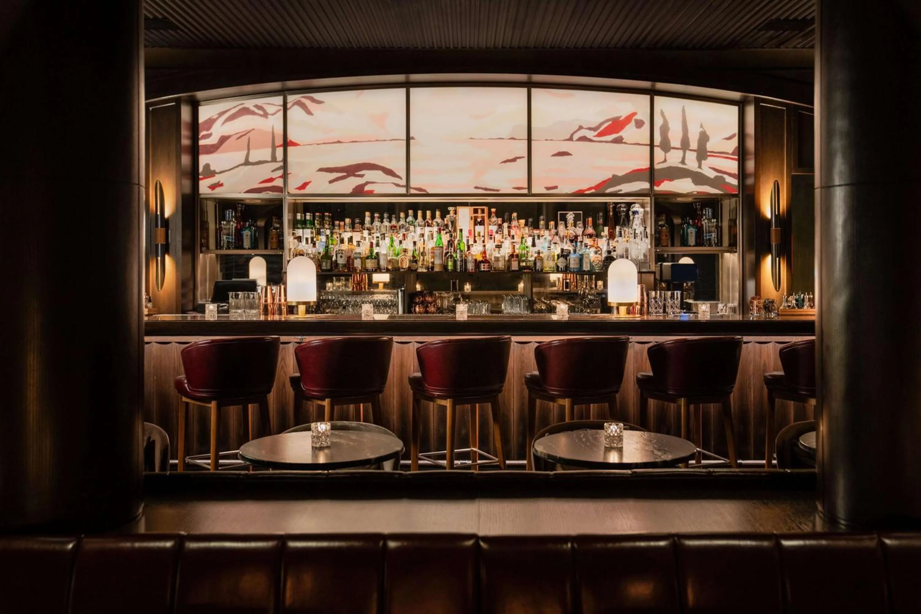 Lounge or bar in Park Hyatt Toronto