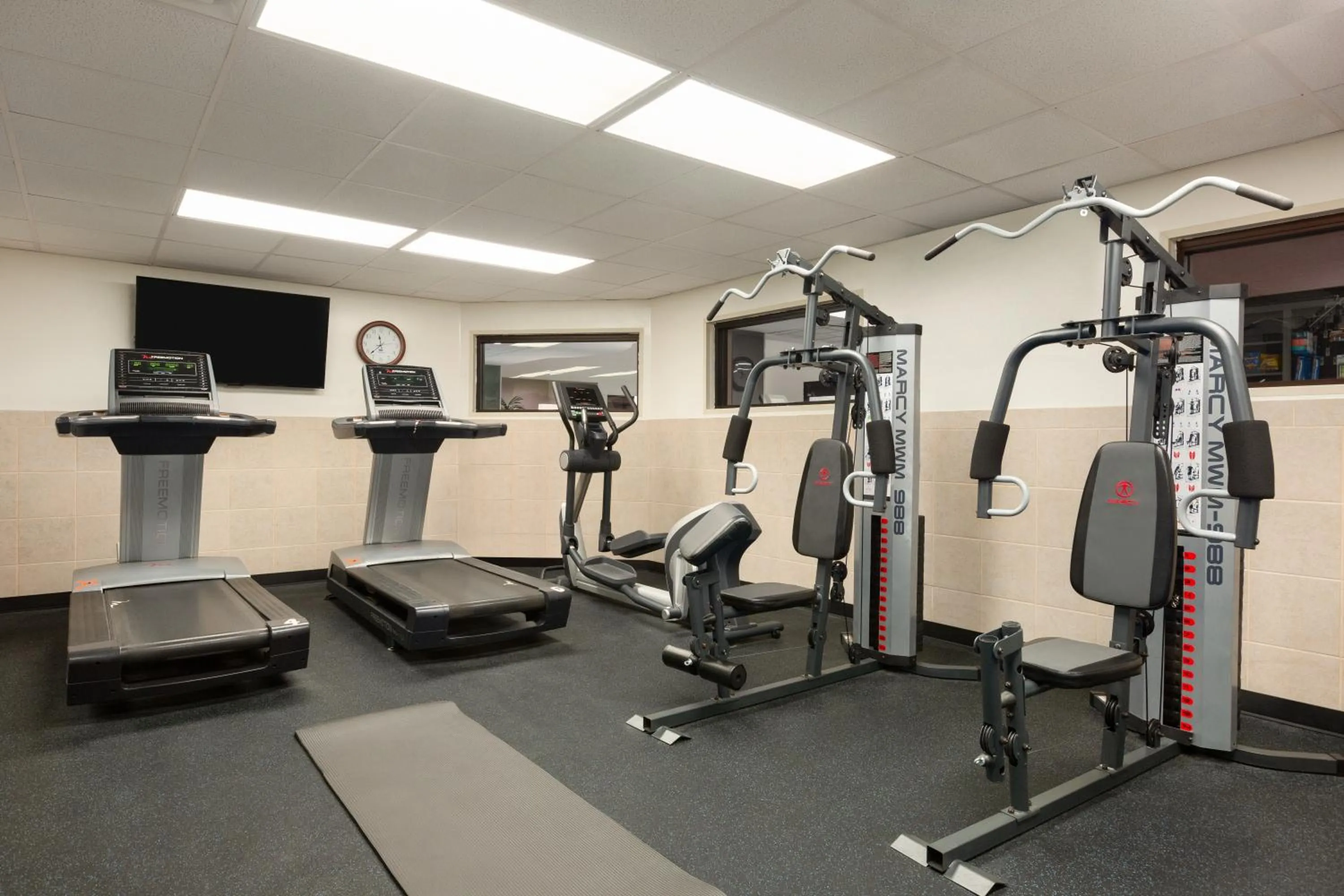 Fitness centre/facilities in Wingate By Wyndham Montgomery