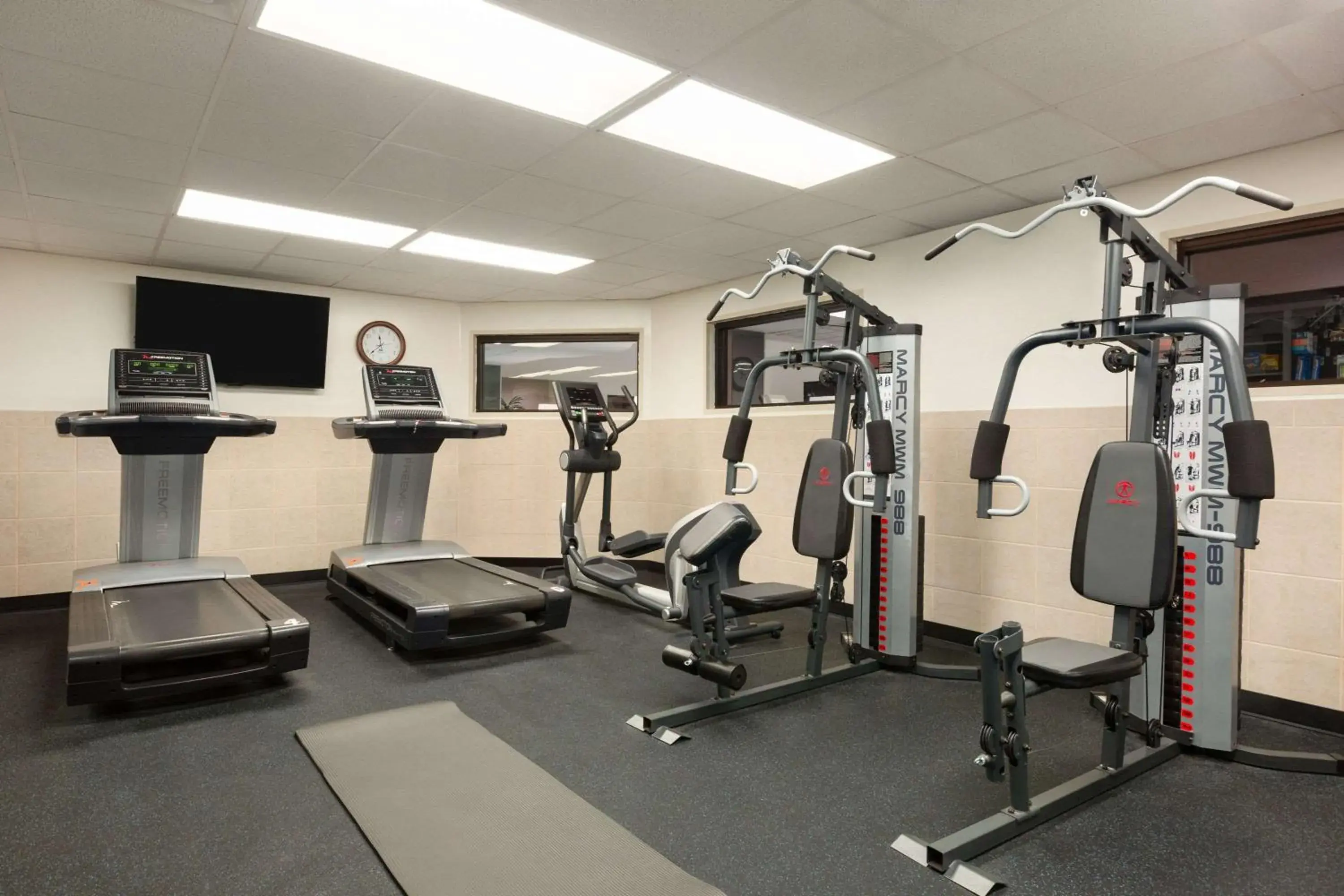 Fitness centre/facilities in Wingate By Wyndham Montgomery Fitness centre/facilities in Wingate By Wyndham Montgomery