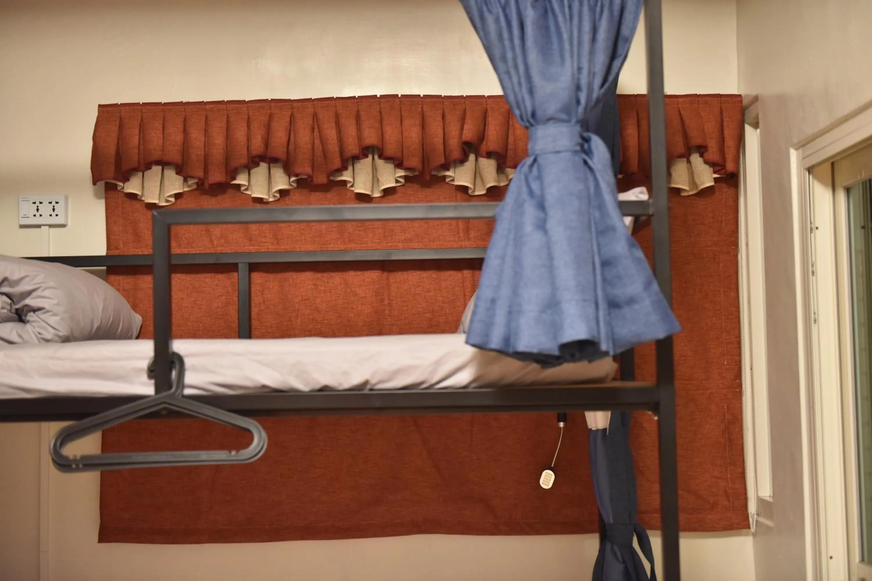 Decorative detail, Bed in 123 Cheers Hostel