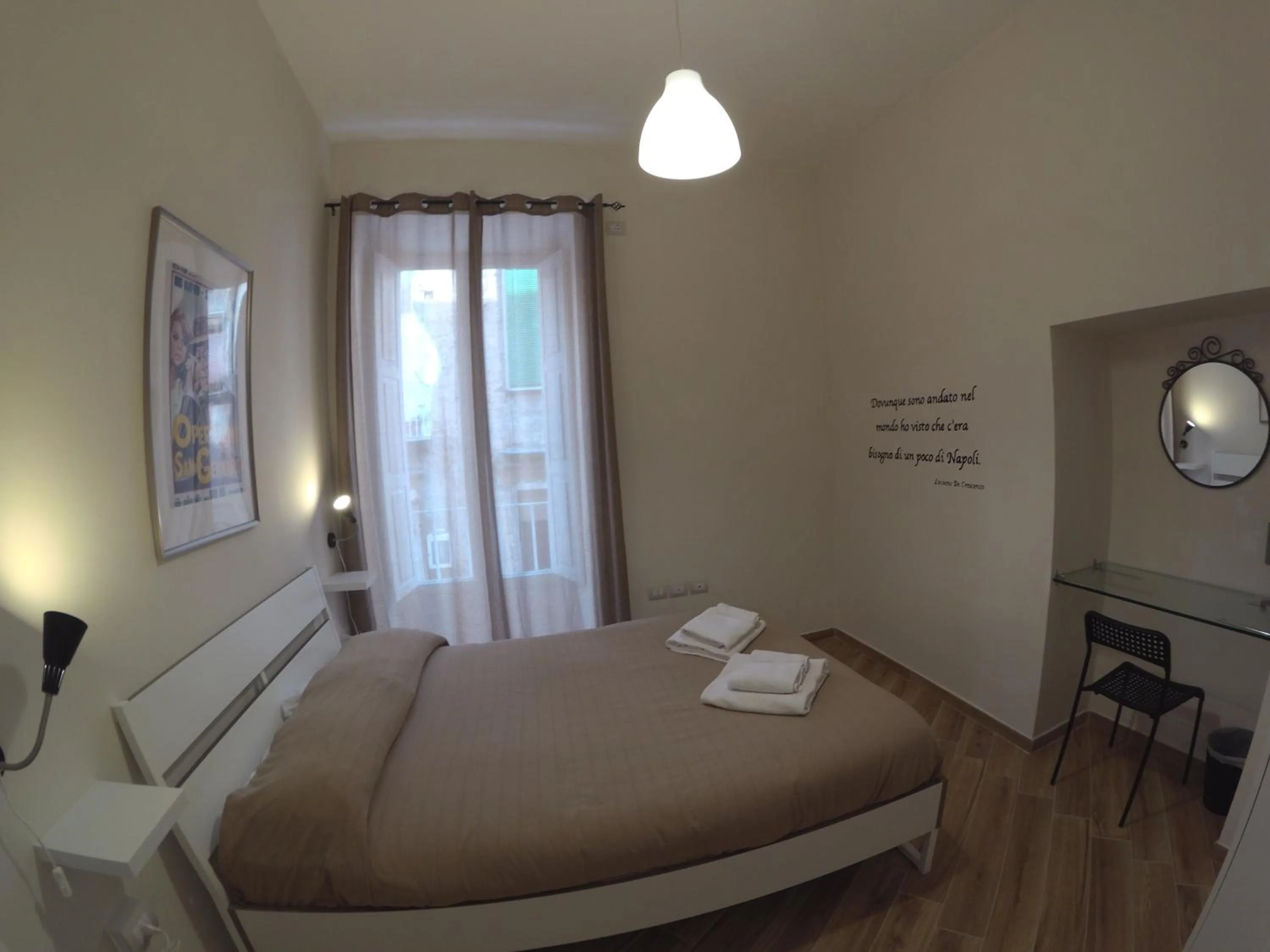 Bedroom, Bed in GuestHouse Marcanto - Duomo