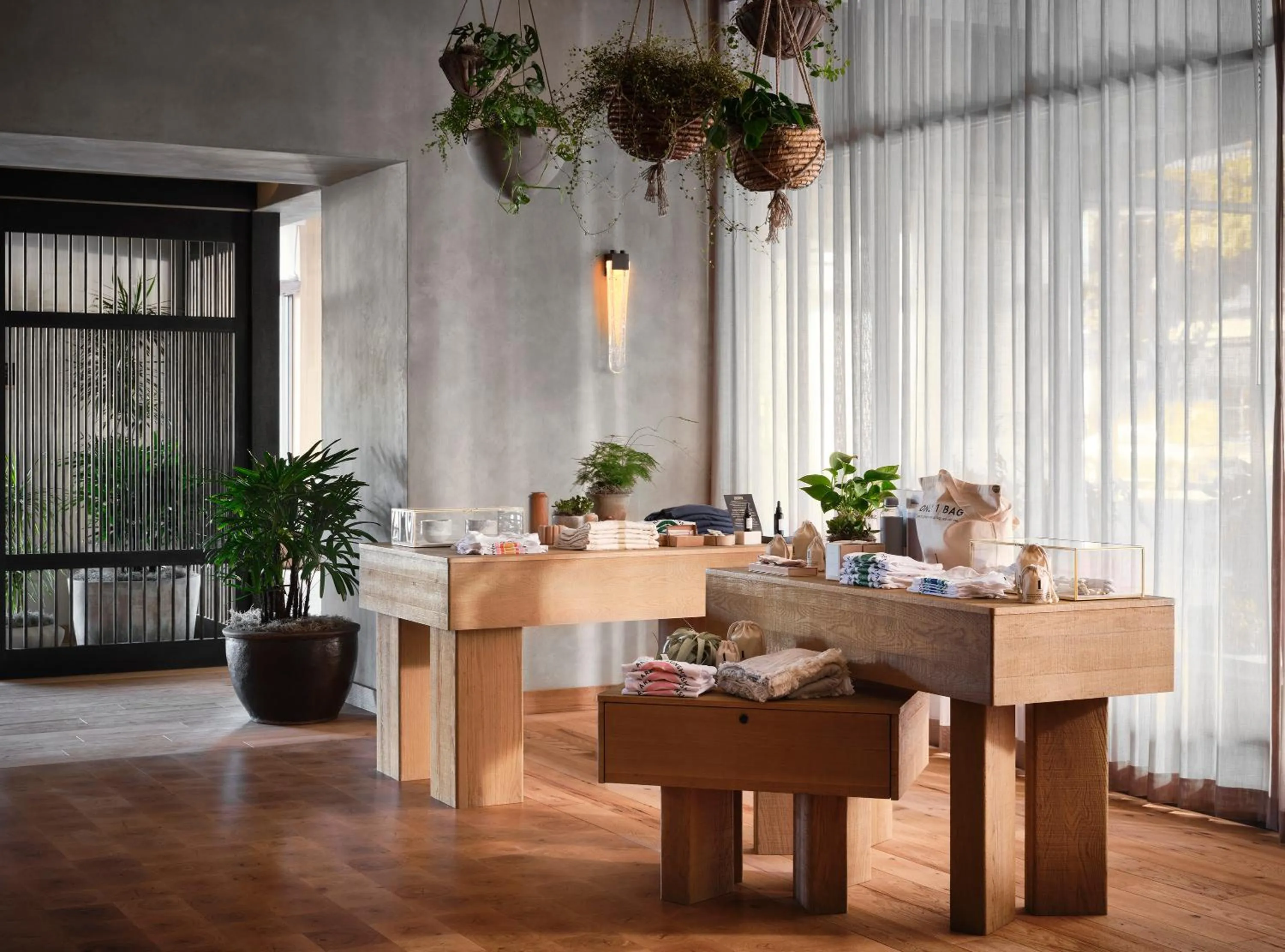 Shopping Area in 1 Hotel San Francisco