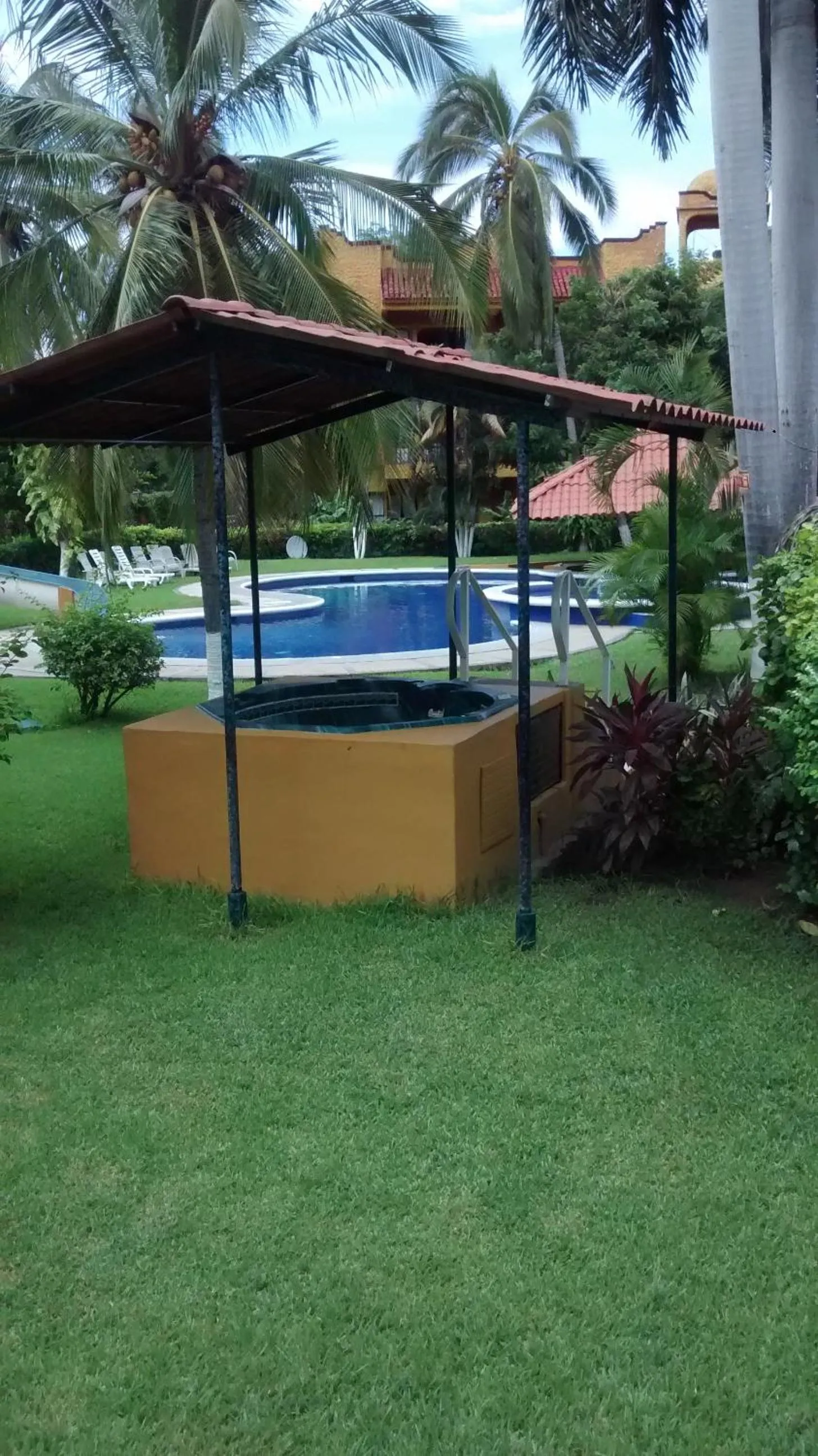 Hot Tub in Hotel Puerta Del Mar Ixtapa