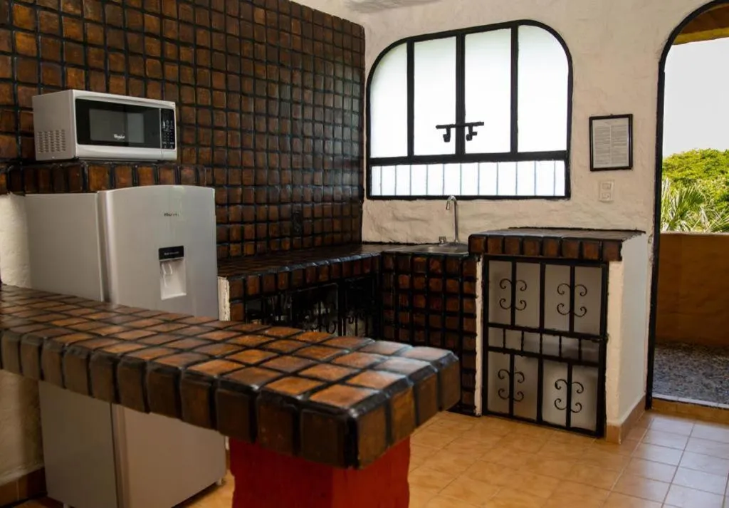 Kitchen or kitchenette in Hotel Puerta Del Mar Ixtapa