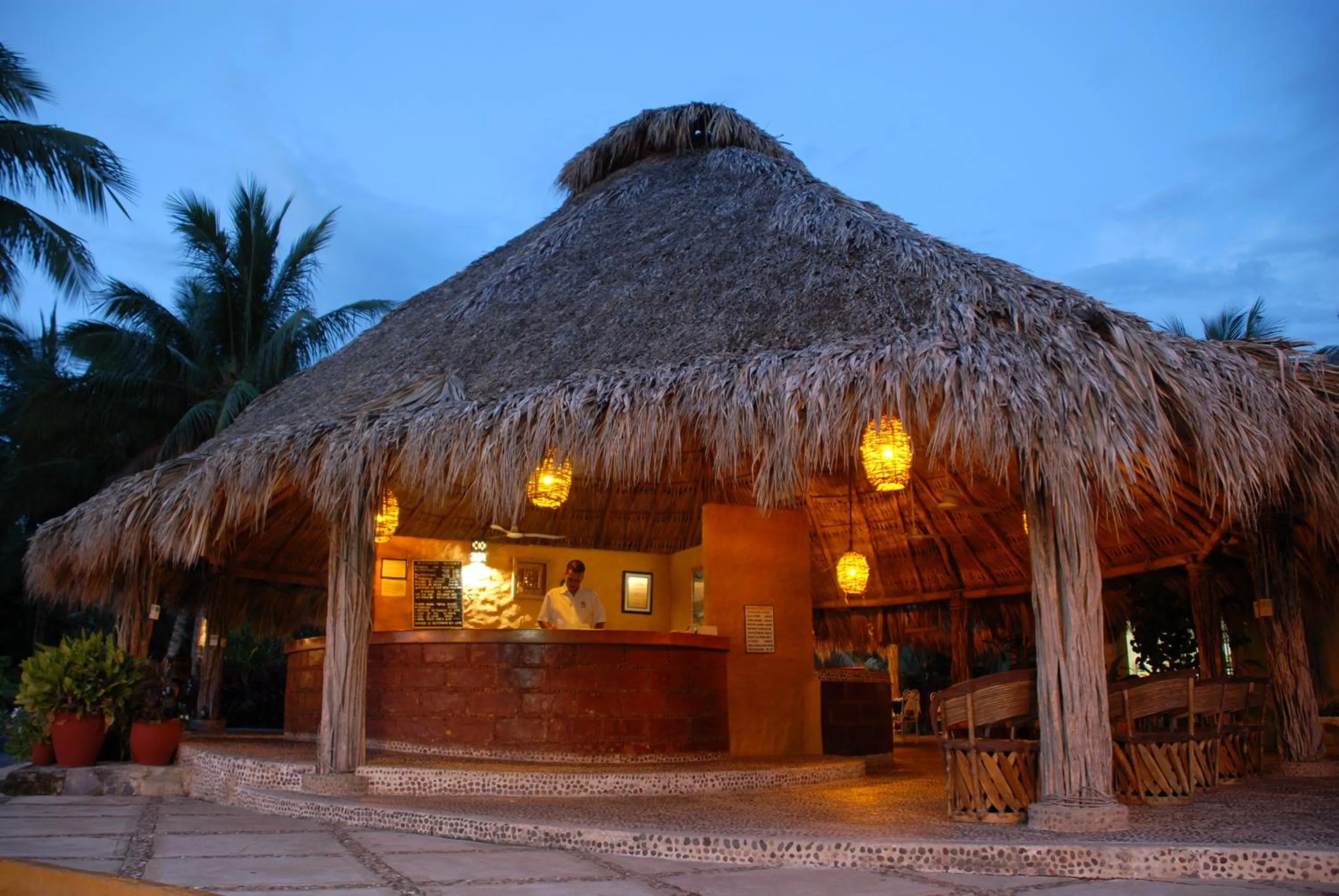 Lobby or reception in Hotel Puerta Del Mar Ixtapa