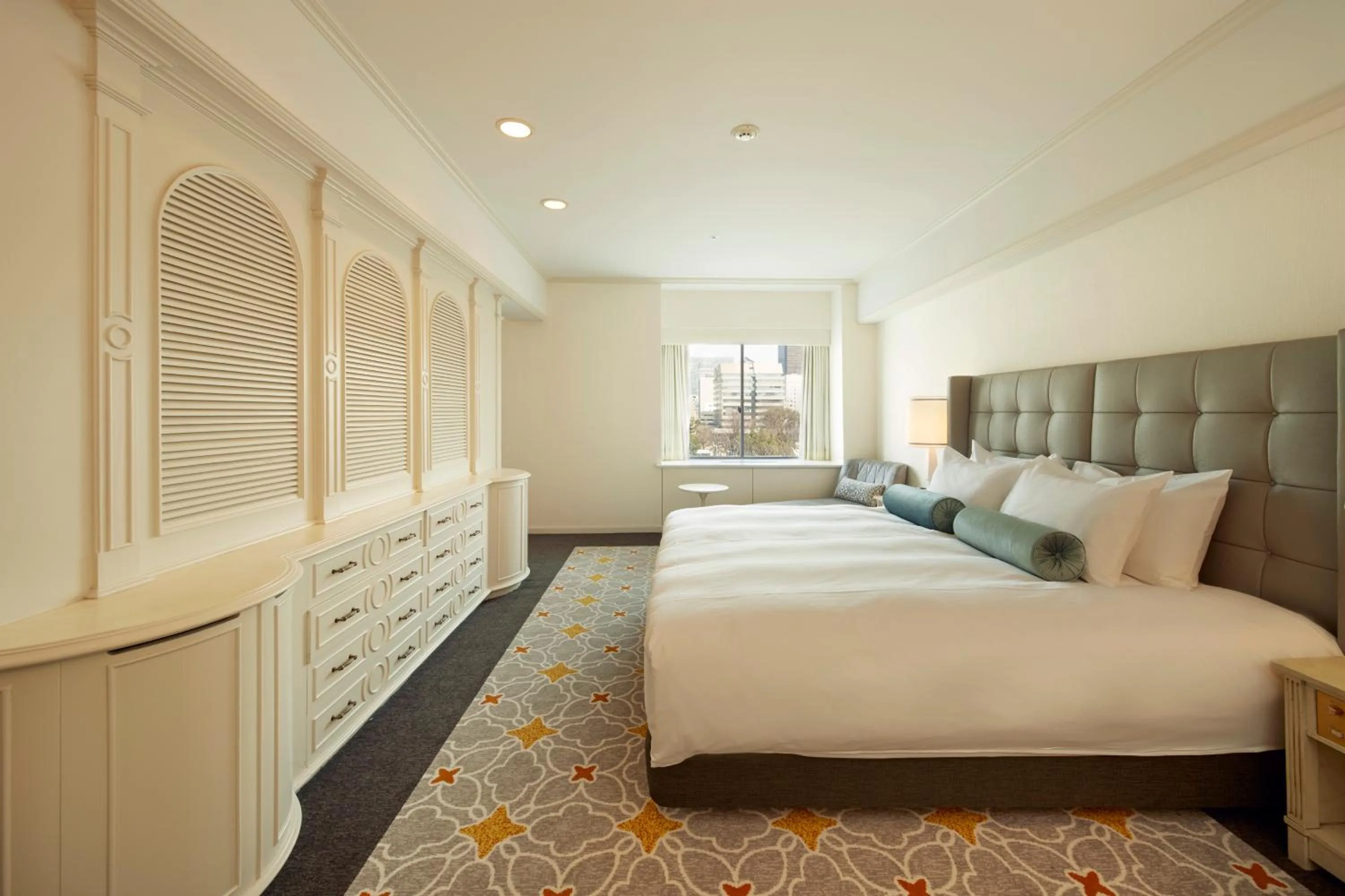 Photo of the whole room, Bed in Tokyo Prince Hotel