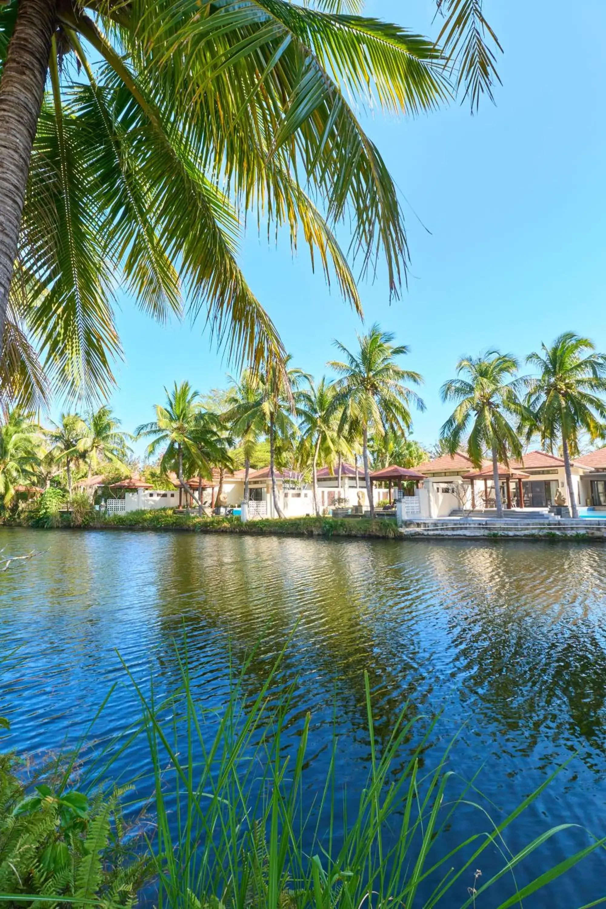 View (from property/room) in Grand Metropark Villa Resort Sanya Yalong Bay - Beach shuttle and Singer performance View (from property/room) in Grand Metropark Villa Resort Sanya Yalong Bay - Beach shuttle and Singer performance