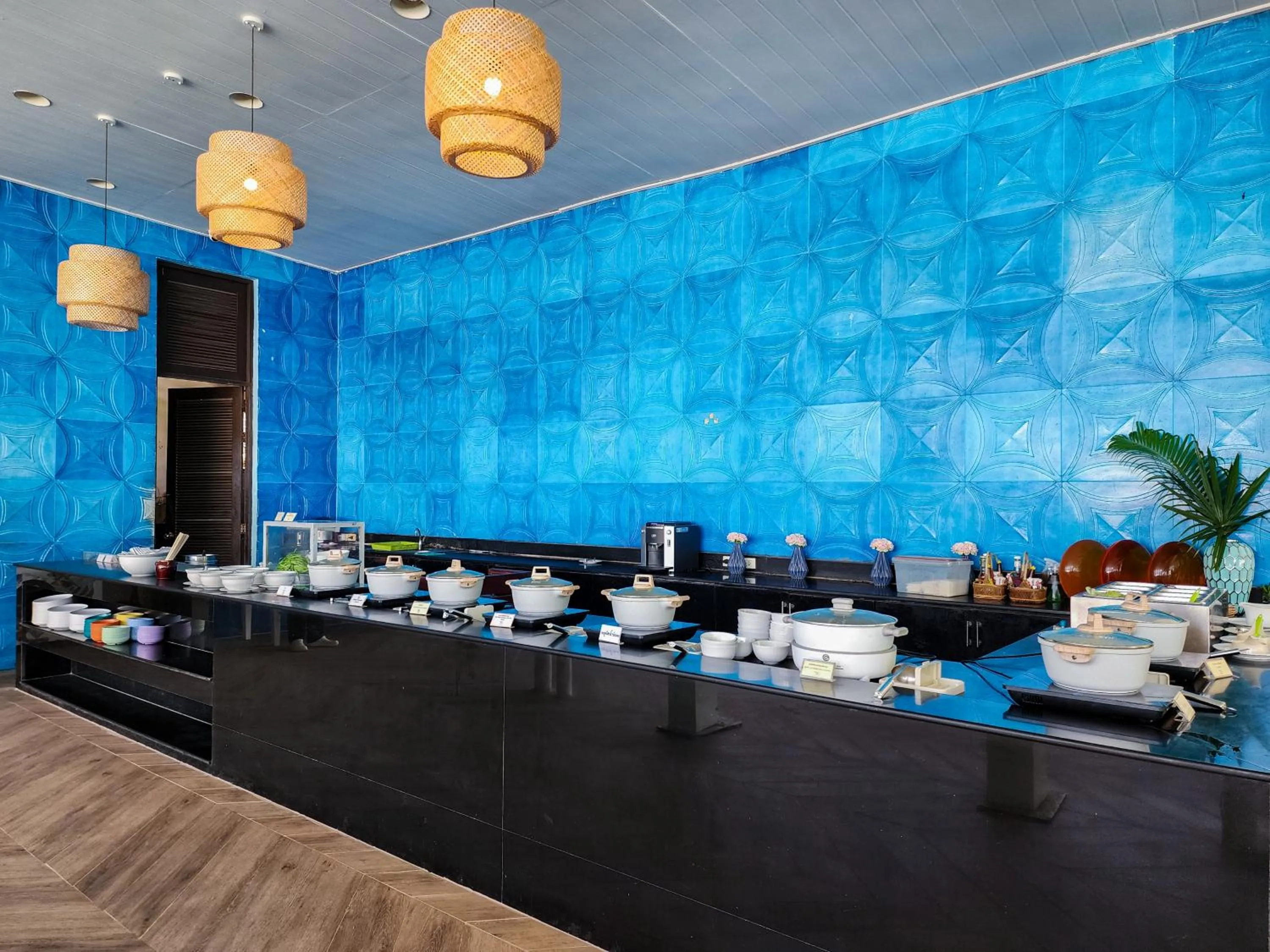 Restaurant/places to eat in Bandara On Sea, Rayong