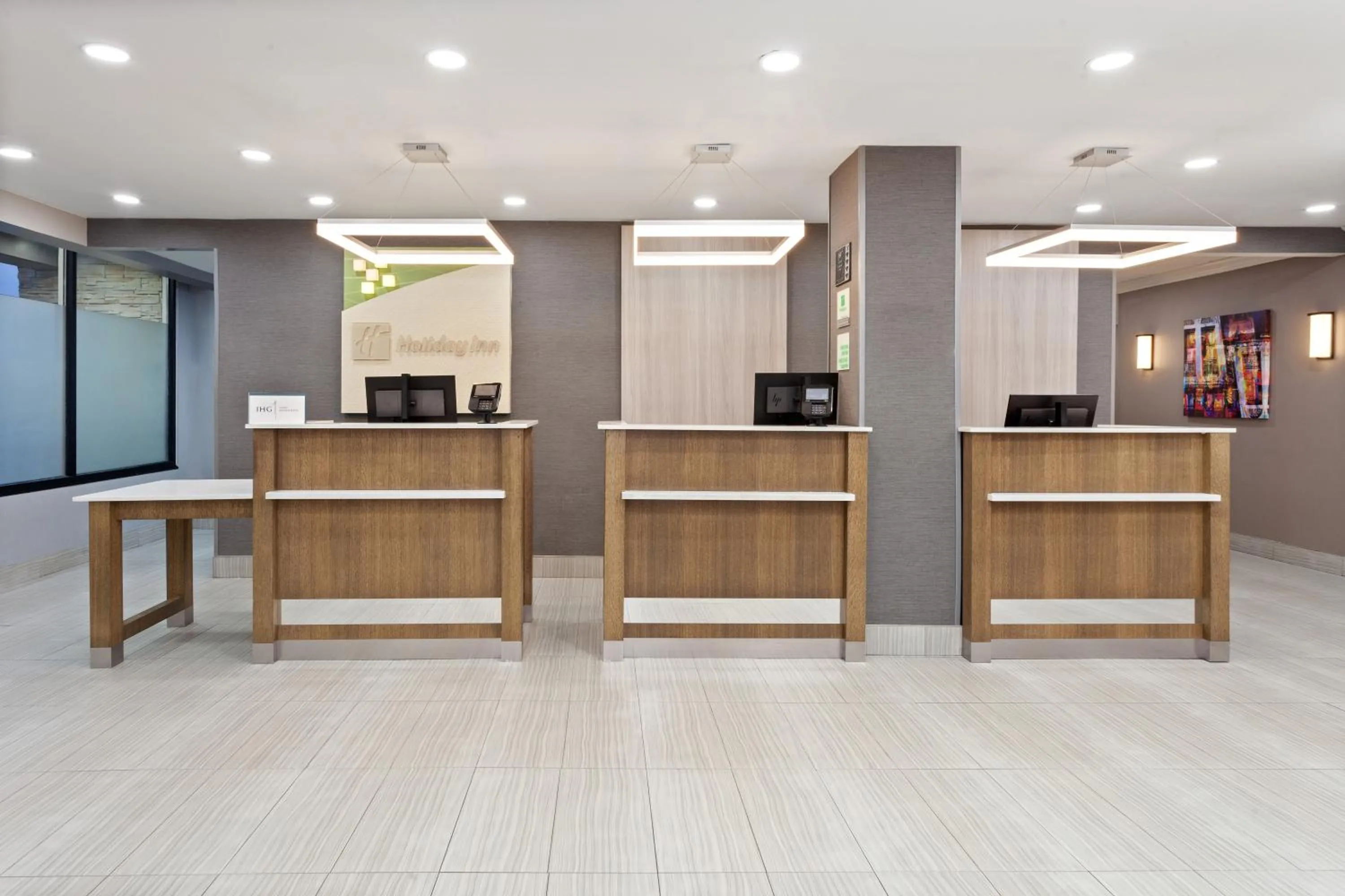 Lobby or reception in Holiday Inn Chicago/Oak Brook by IHG