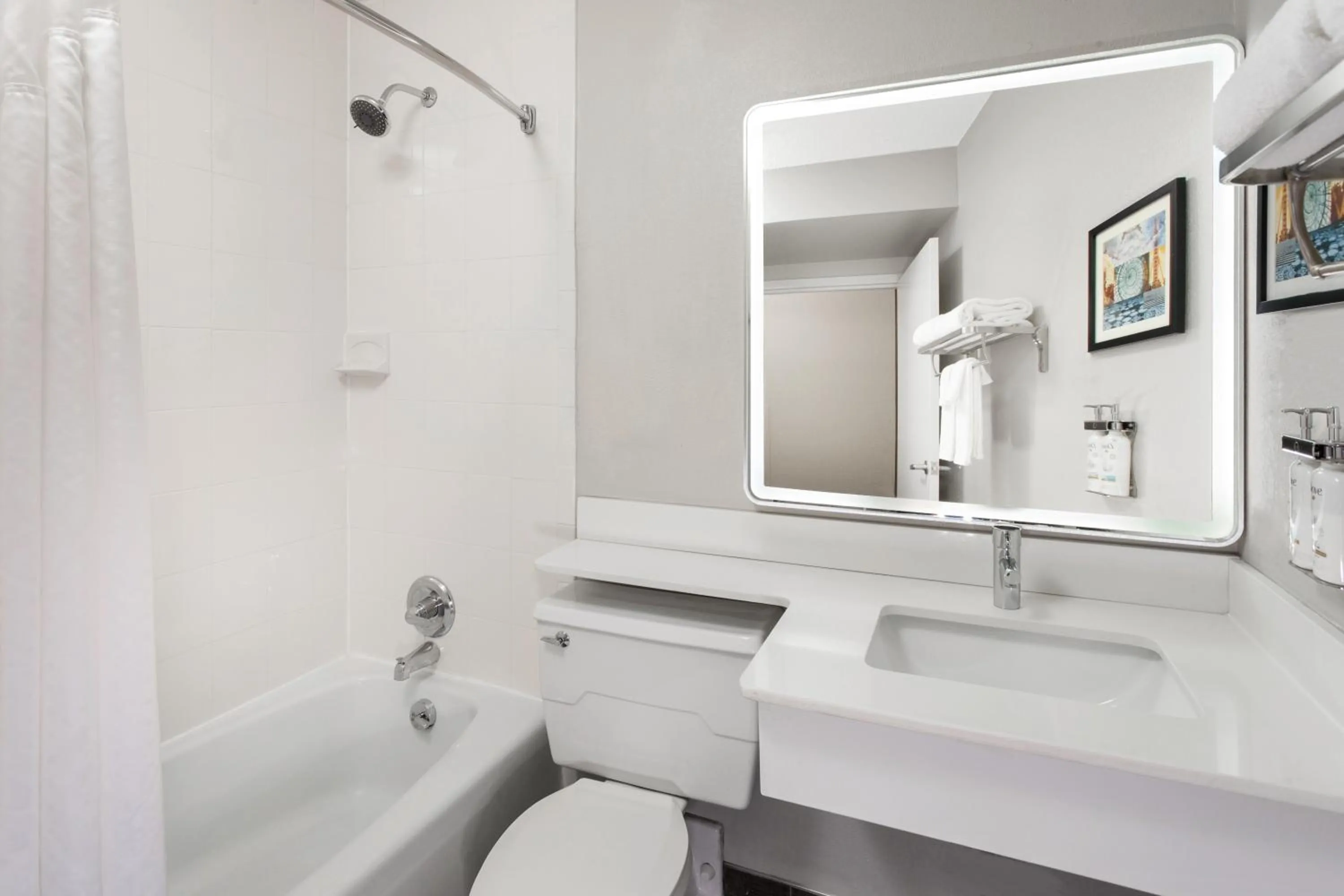 Shower in Holiday Inn Chicago/Oak Brook by IHG