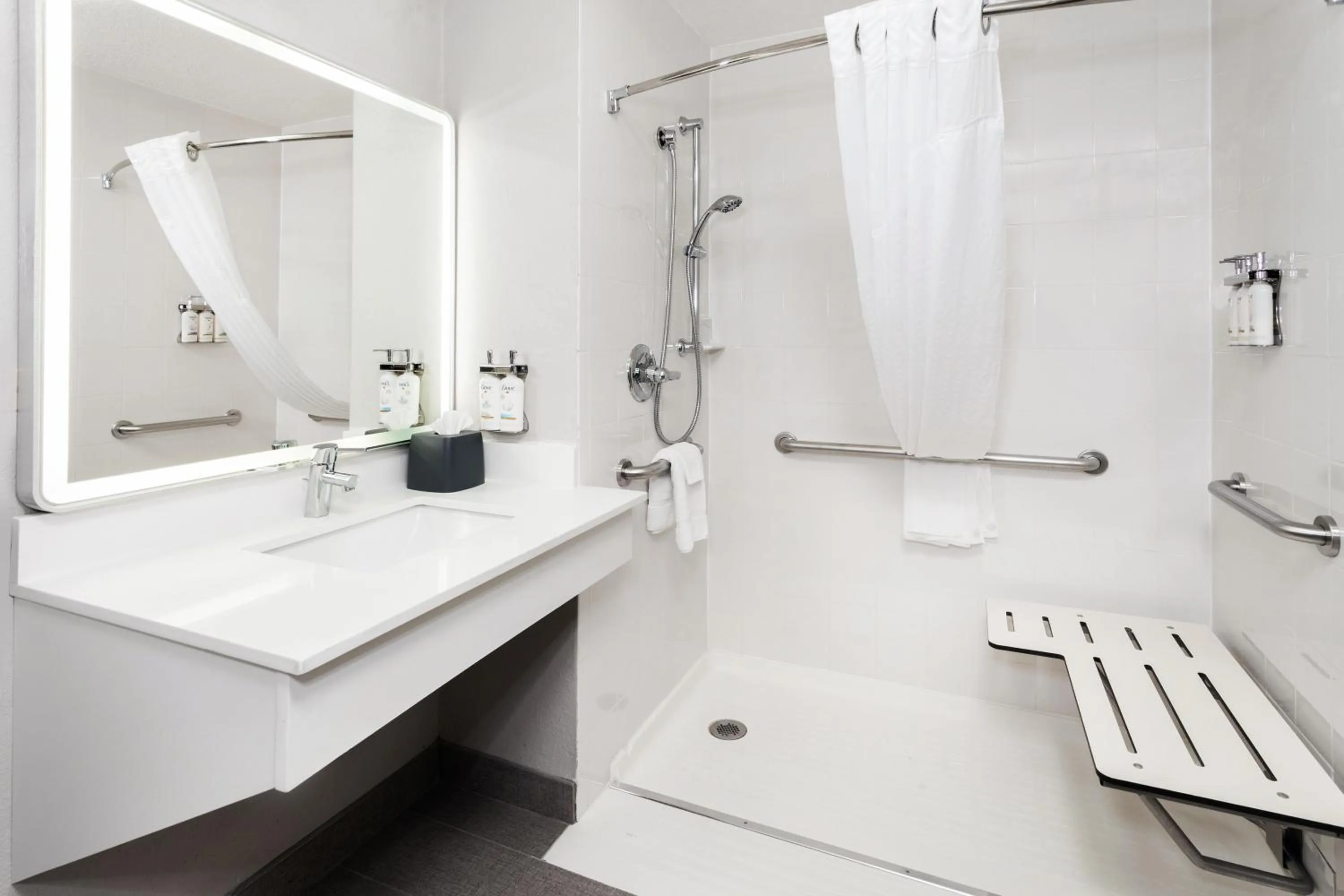 Holiday Inn Chicago/Oak Brook by IHG