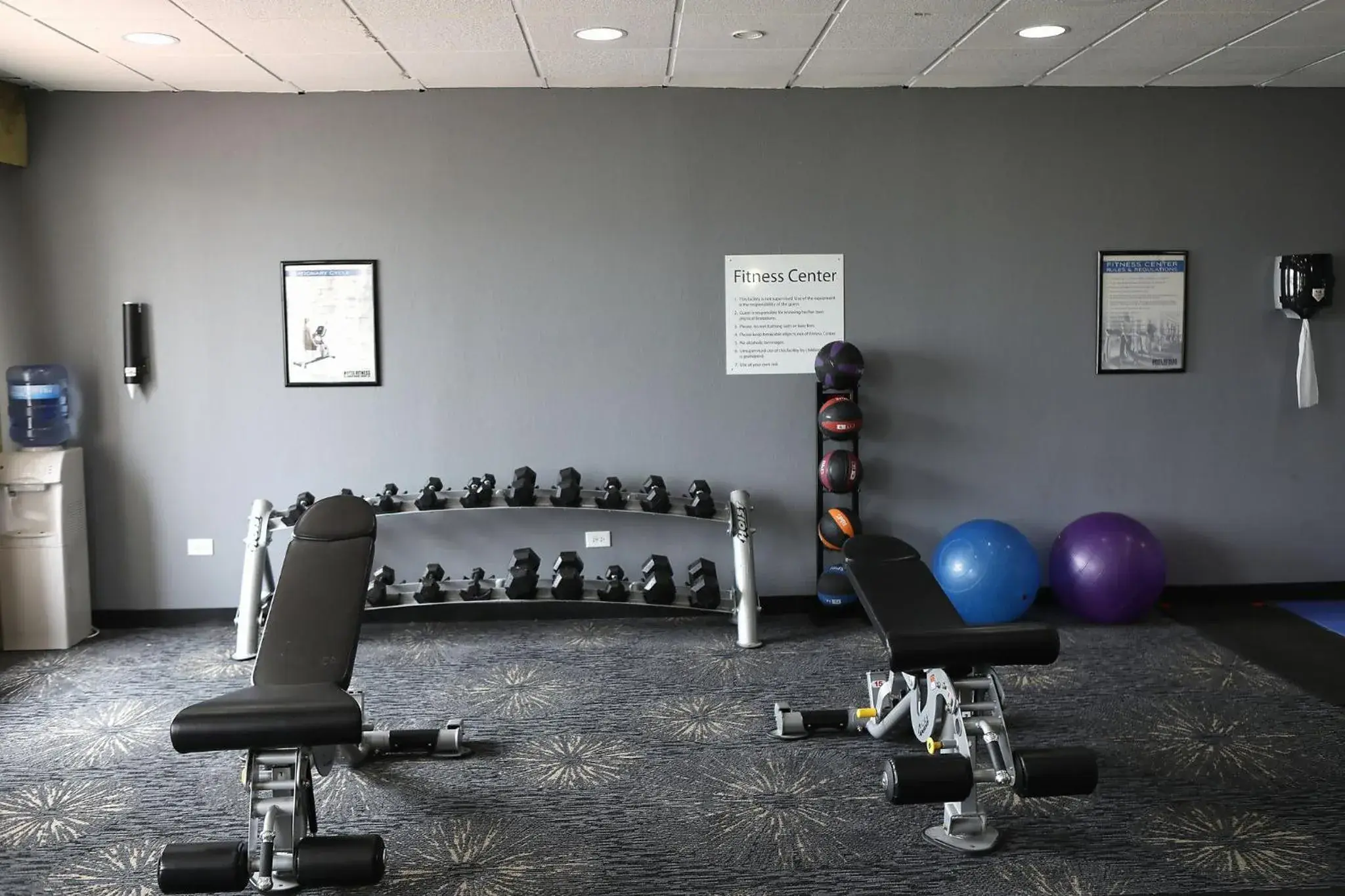 Fitness centre/facilities in Holiday Inn Chicago/Oak Brook by IHG Fitness centre/facilities in Holiday Inn Chicago/Oak Brook by IHG