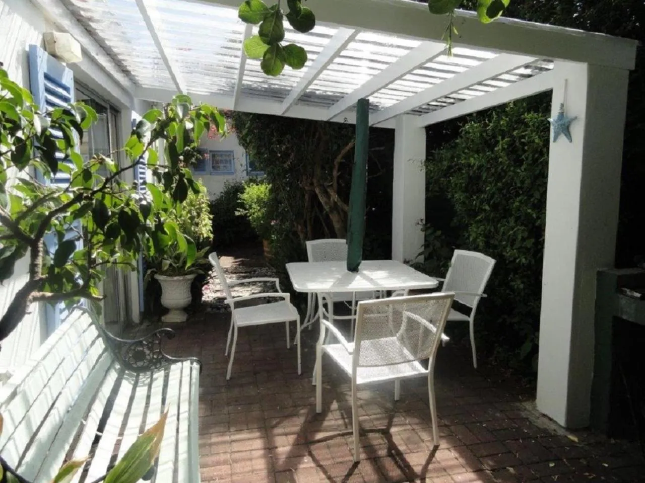 Patio in Eastbury Cottage