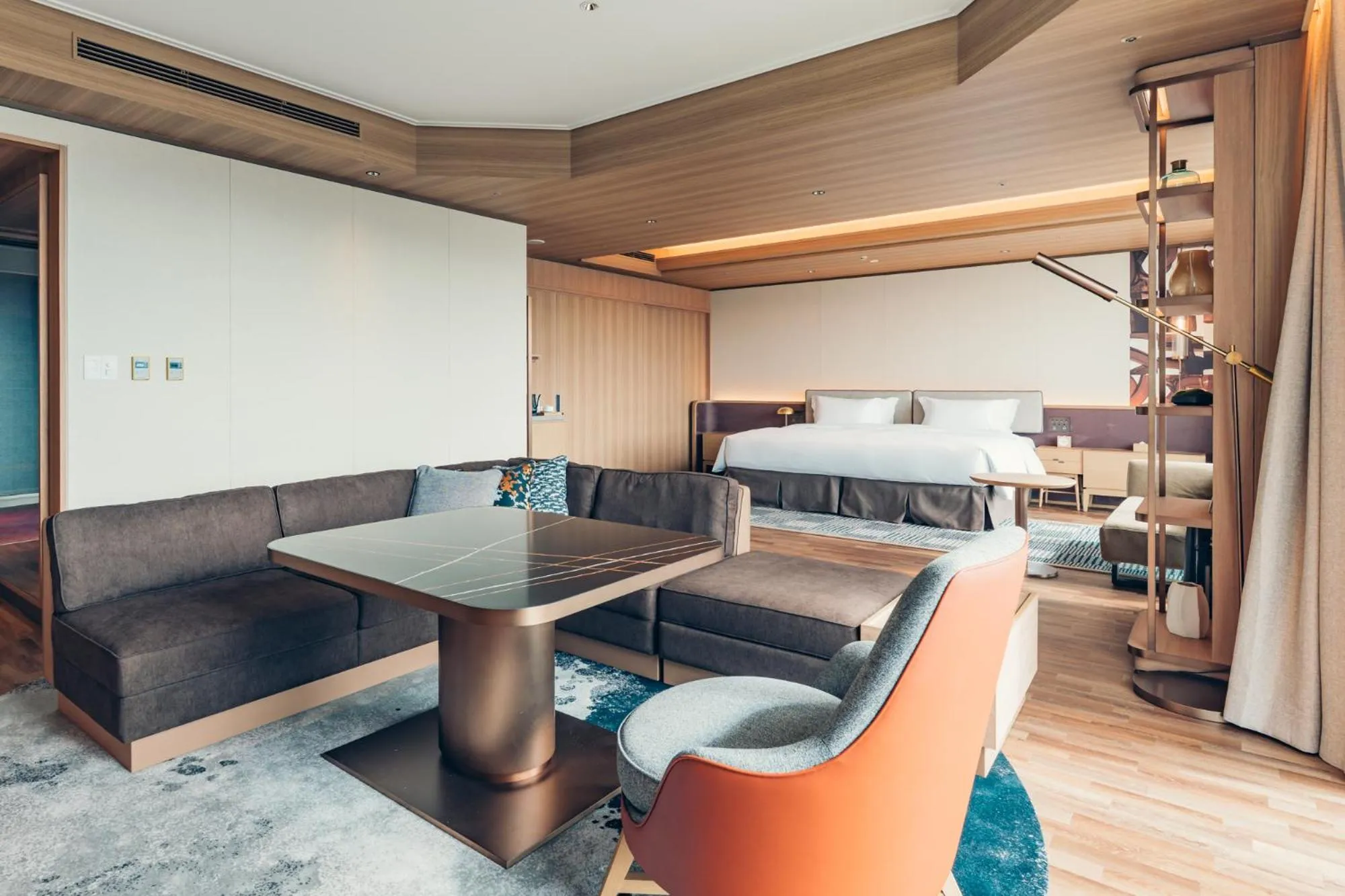 Living room, Bed in The Prince Park Tower Tokyo - Preferred Hotels & Resorts, LVX Collection