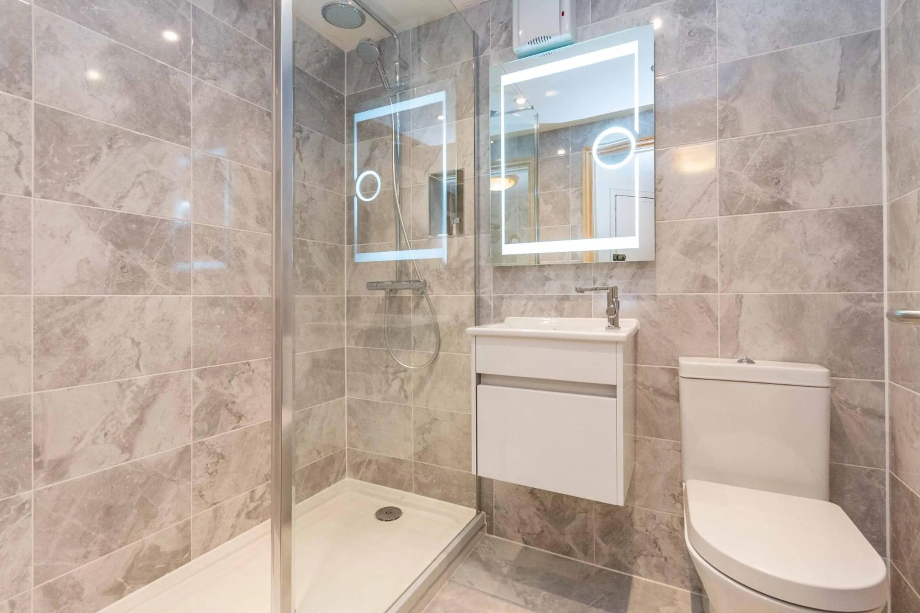 Shower in Old town Brewery Apartment
