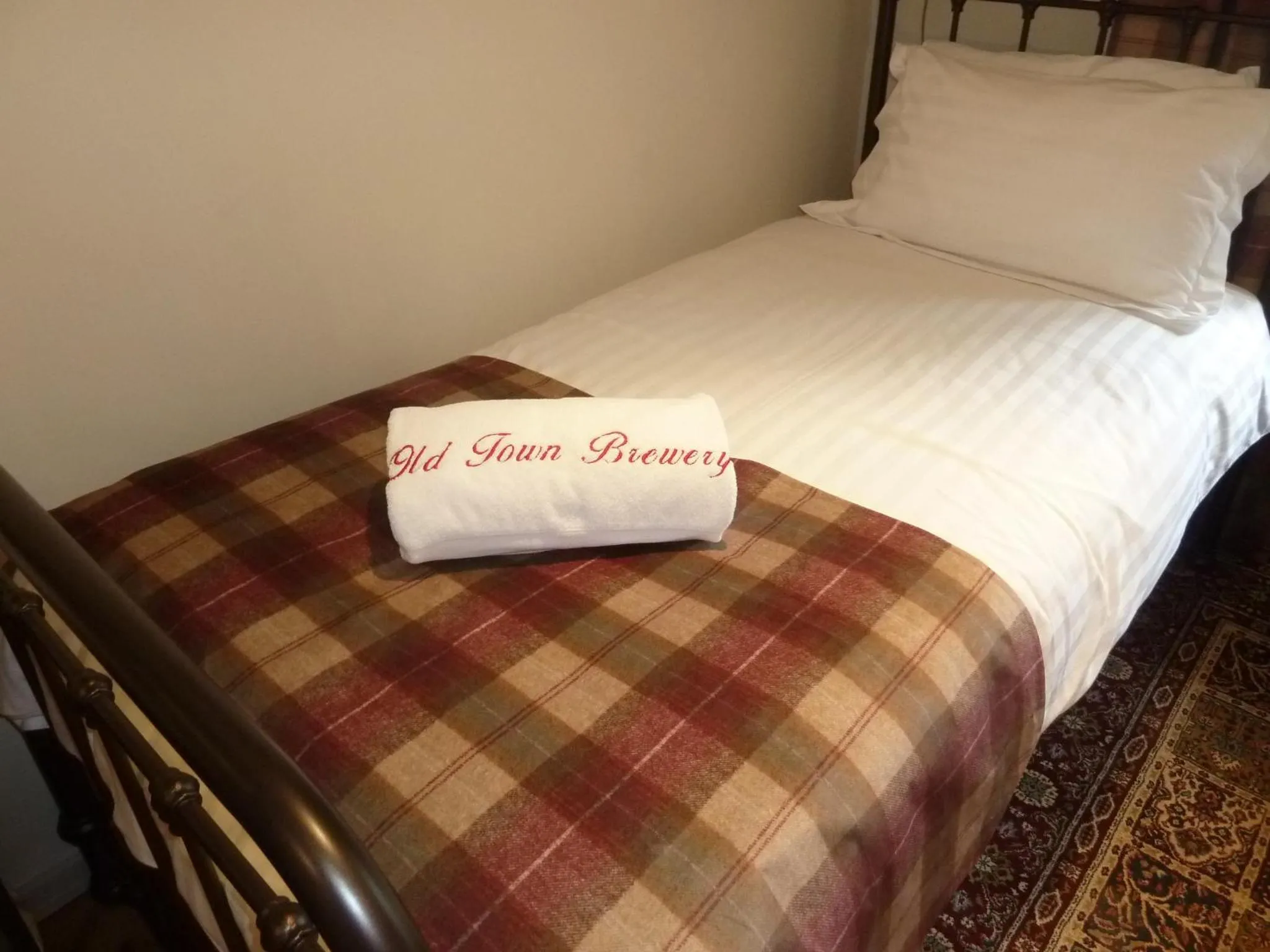 Bed in Old town Brewery Apartment