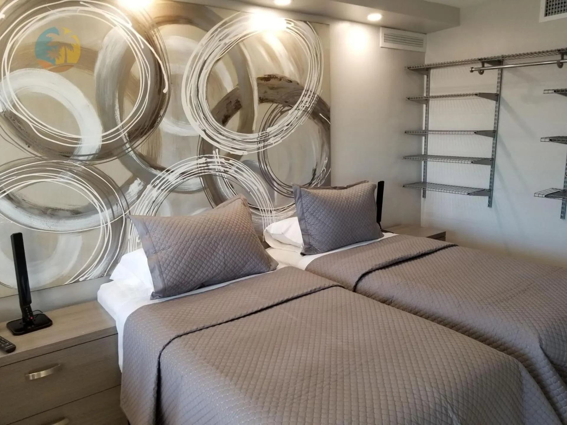 Bed in Luxury Beach Resort - HORA RENTALS