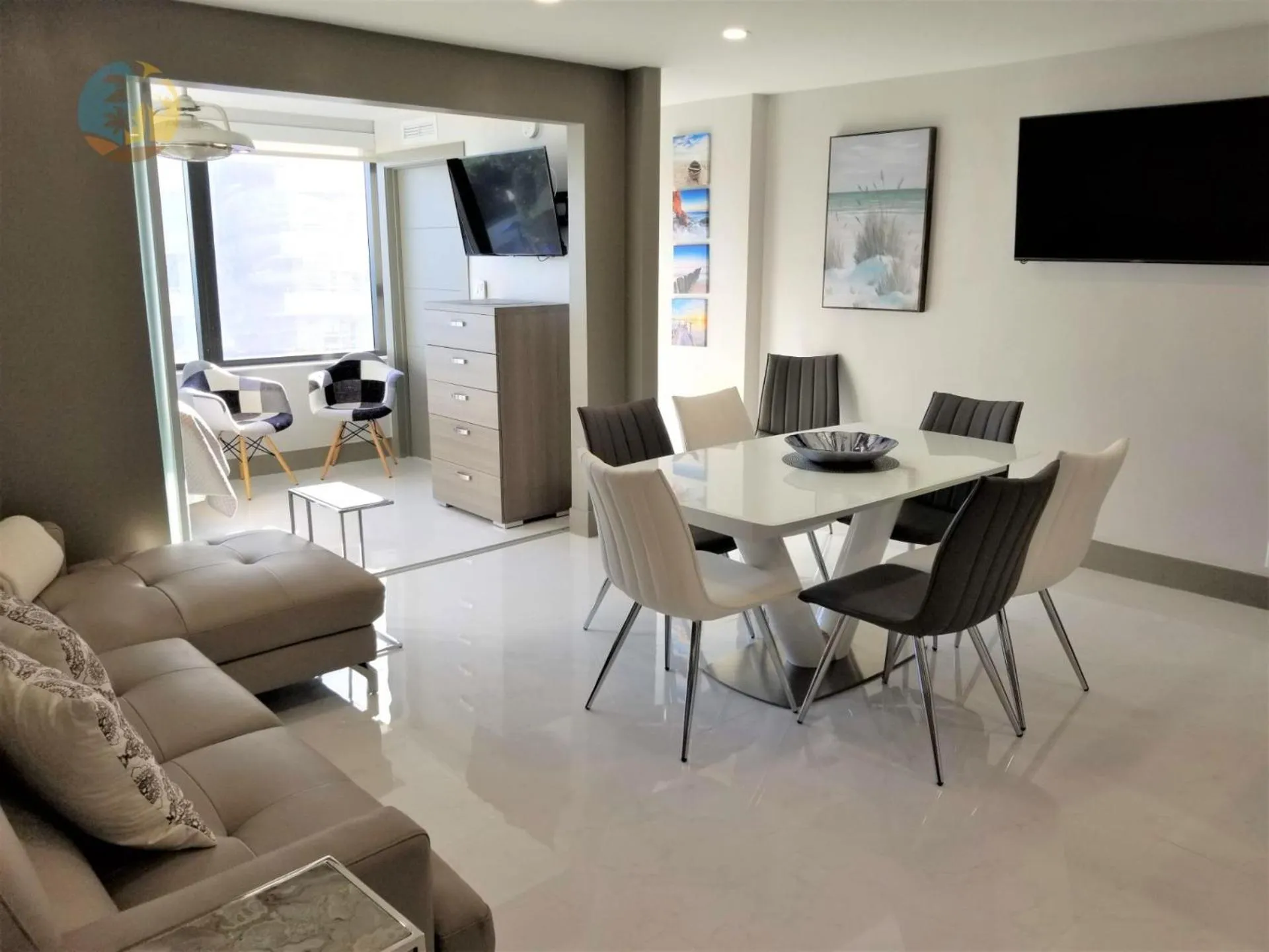 Luxury Beach Resort - HORA RENTALS