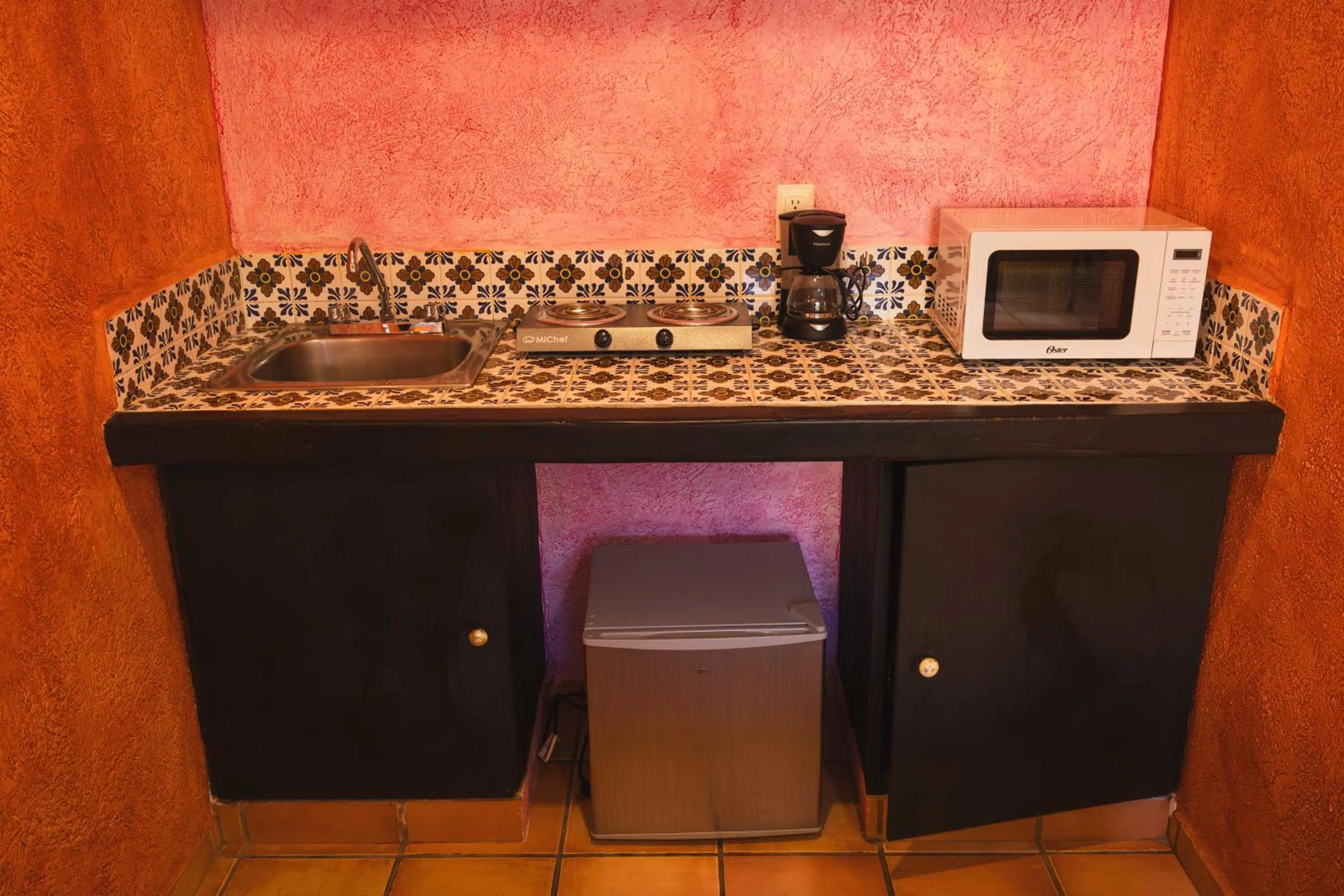Kitchen or kitchenette in Hacienda Maria Bonita Hotel