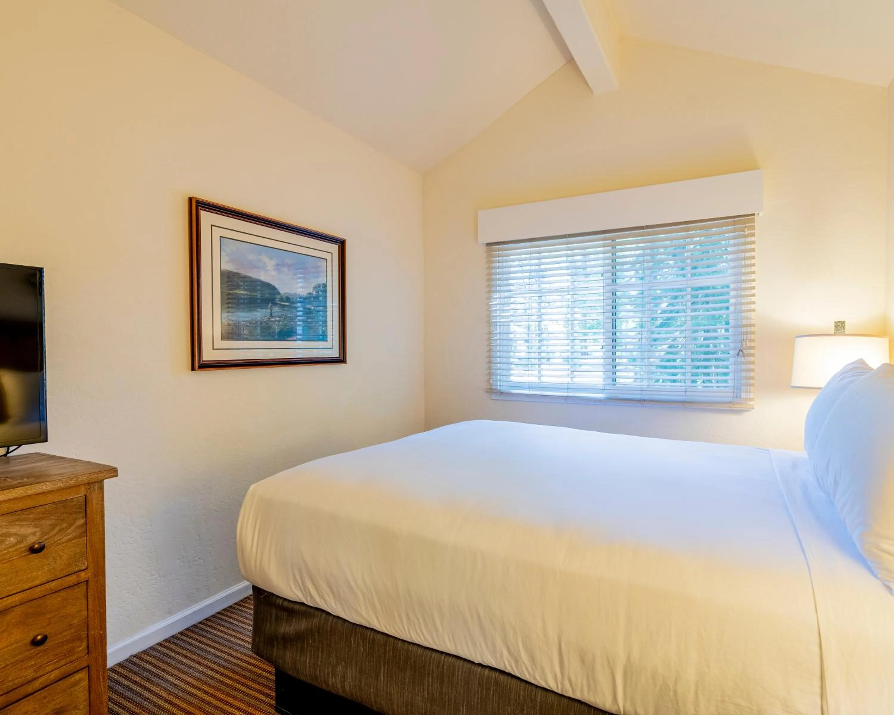 Bedroom, Bed in Tenaya at Yosemite
