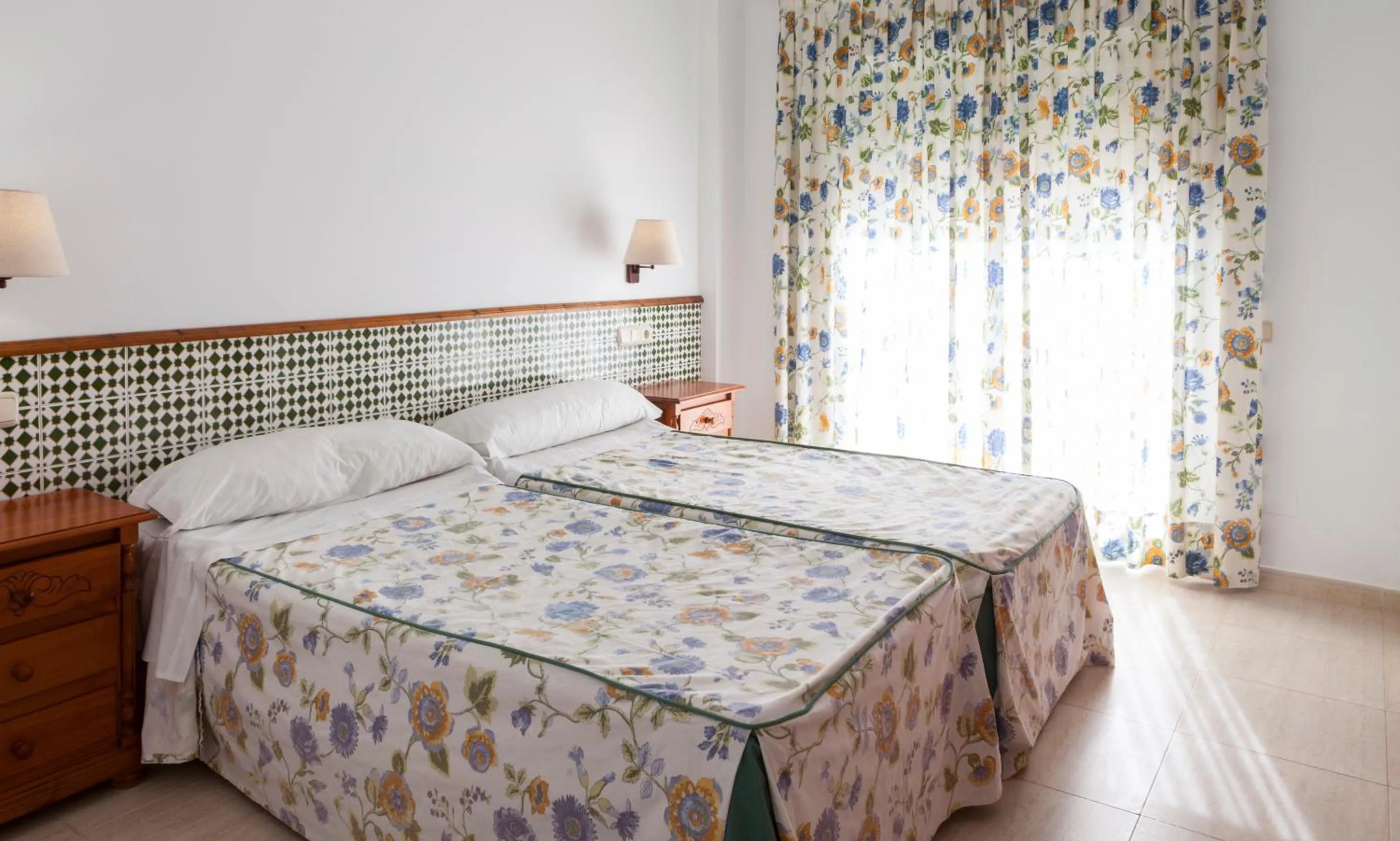 Bedroom, Bed in Apartamentos Mexico