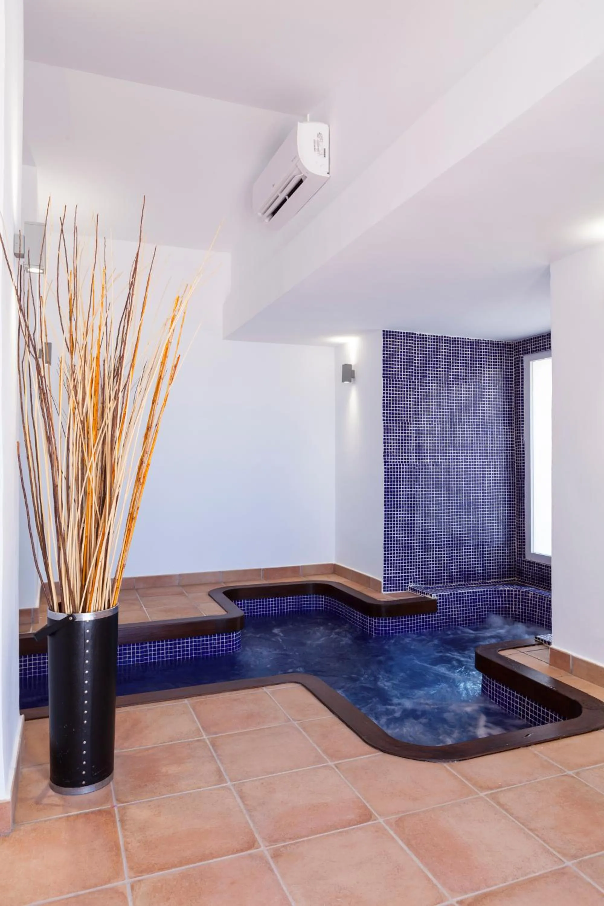 Communal lounge/ TV room in Apartamentos Mexico